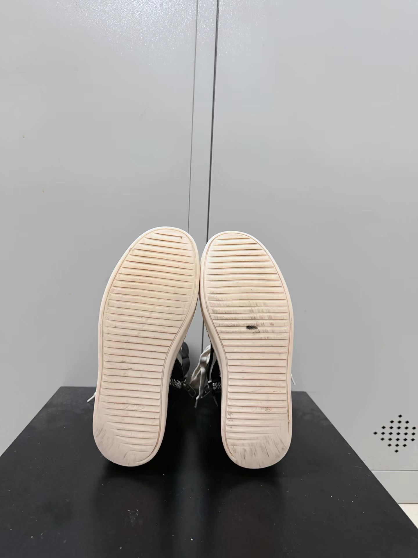 Rick Owens Rick Owens black and white leather casual shoes Size US 7 / IT 37 - 8 Thumbnail