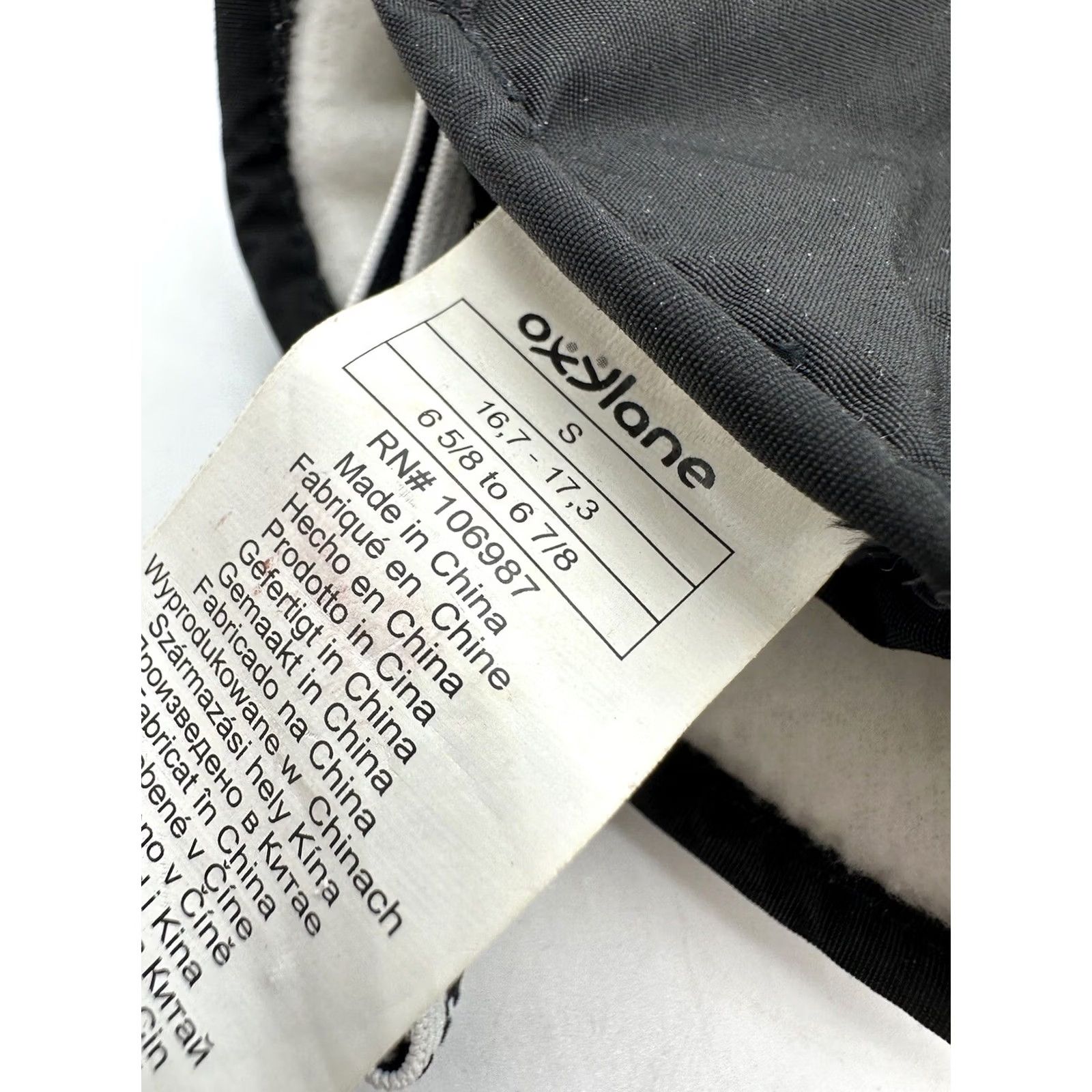 Vintage Oxylane Gloves Winter Warm Outdoor Padded Fleece Lined Ski Work Action Small Unisex Adults Black Polyester Wrist Glove Womens Mens Size US S / EU 44-46 / 1 - 5 Thumbnail