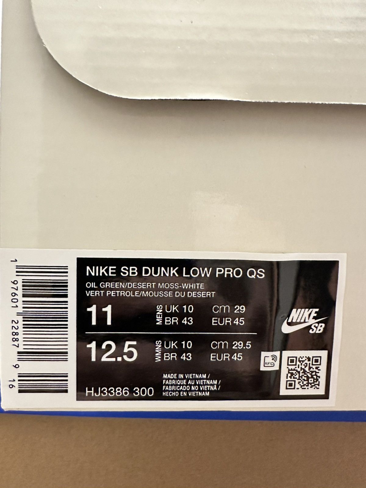Nike SB SB Dunk Low Alexis Sablone Chameleon Size US 11 / EU 44 - 7 Thumbnail