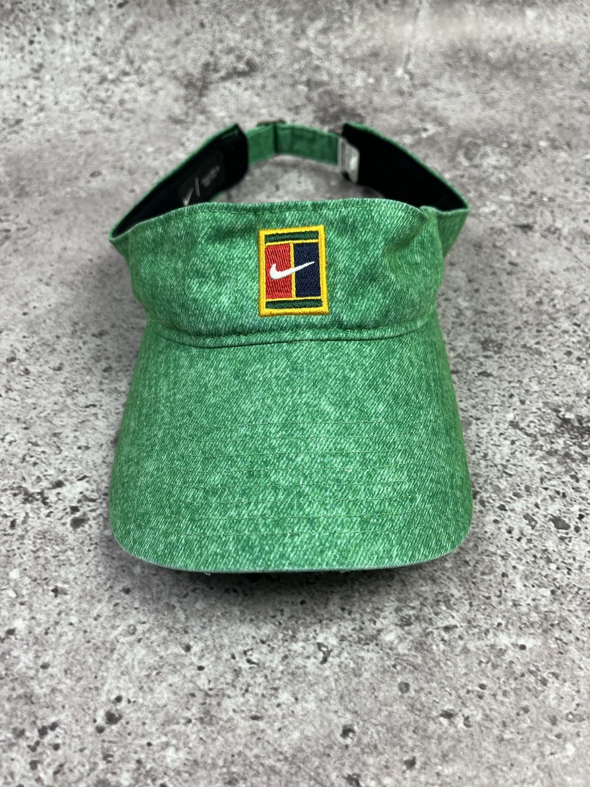 Nike NikeCourt Dri-FIT Tennis Visor Green Adjustable Cap Rare Size ONE SIZE - 2 Thumbnail