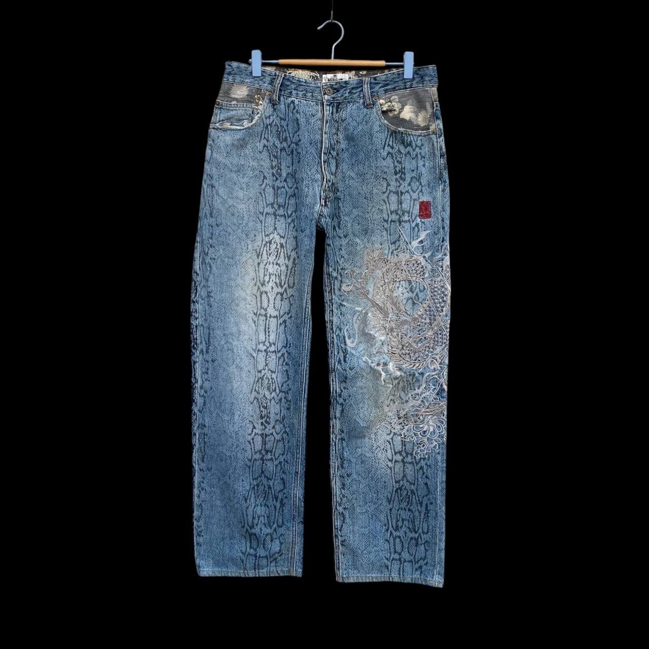 Karakuri Tamashii Distressed Karakuri Tamashii Snakeskin Dragon Embroidered Size US 33 - 2 Thumbnail