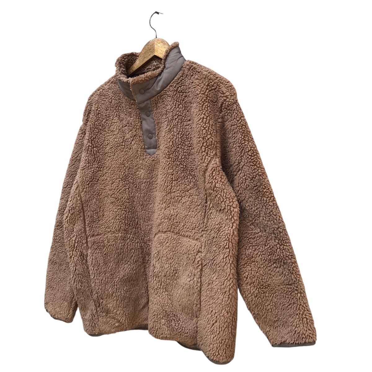 Uniqlo × White Mountaineering UNIQLO X WHITE MOUNTAINEERING FUR FLEECE JACKET Size US L / EU 52-54 / 3 - 2 Thumbnail