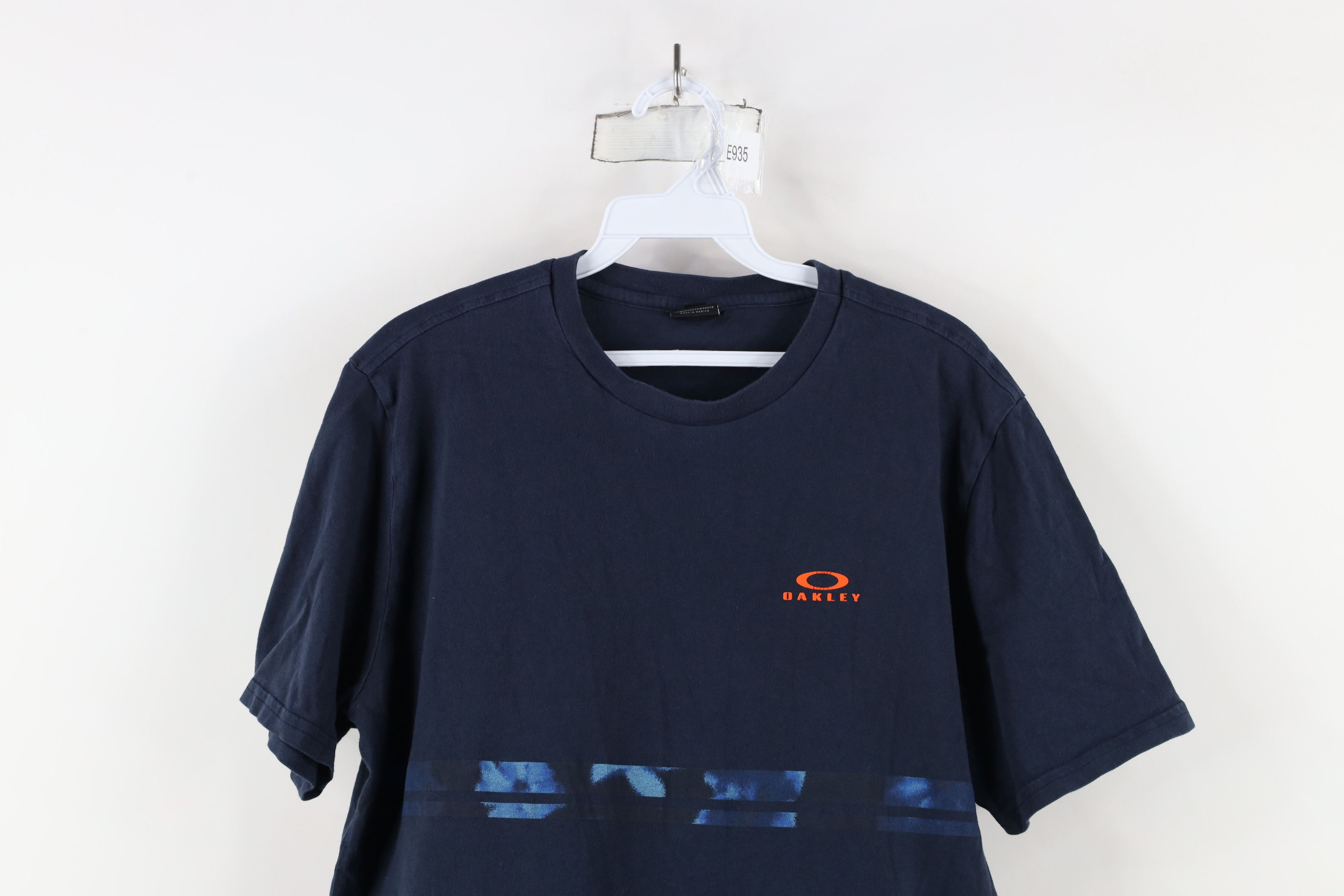 Oakley × Vintage Vintage Y2K Oakley Spell Out Flower Floral T-Shirt Navy Blue Size US M / EU 48-50 / 2 - 2 Thumbnail