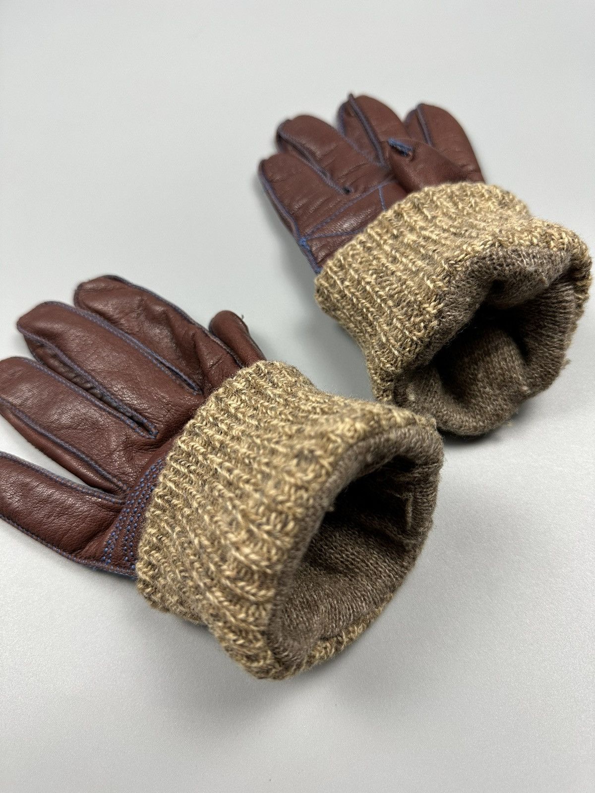 Vivienne Westwood Vivienne Westwood Leather Orb Gloves Size ONE SIZE - 10 Thumbnail