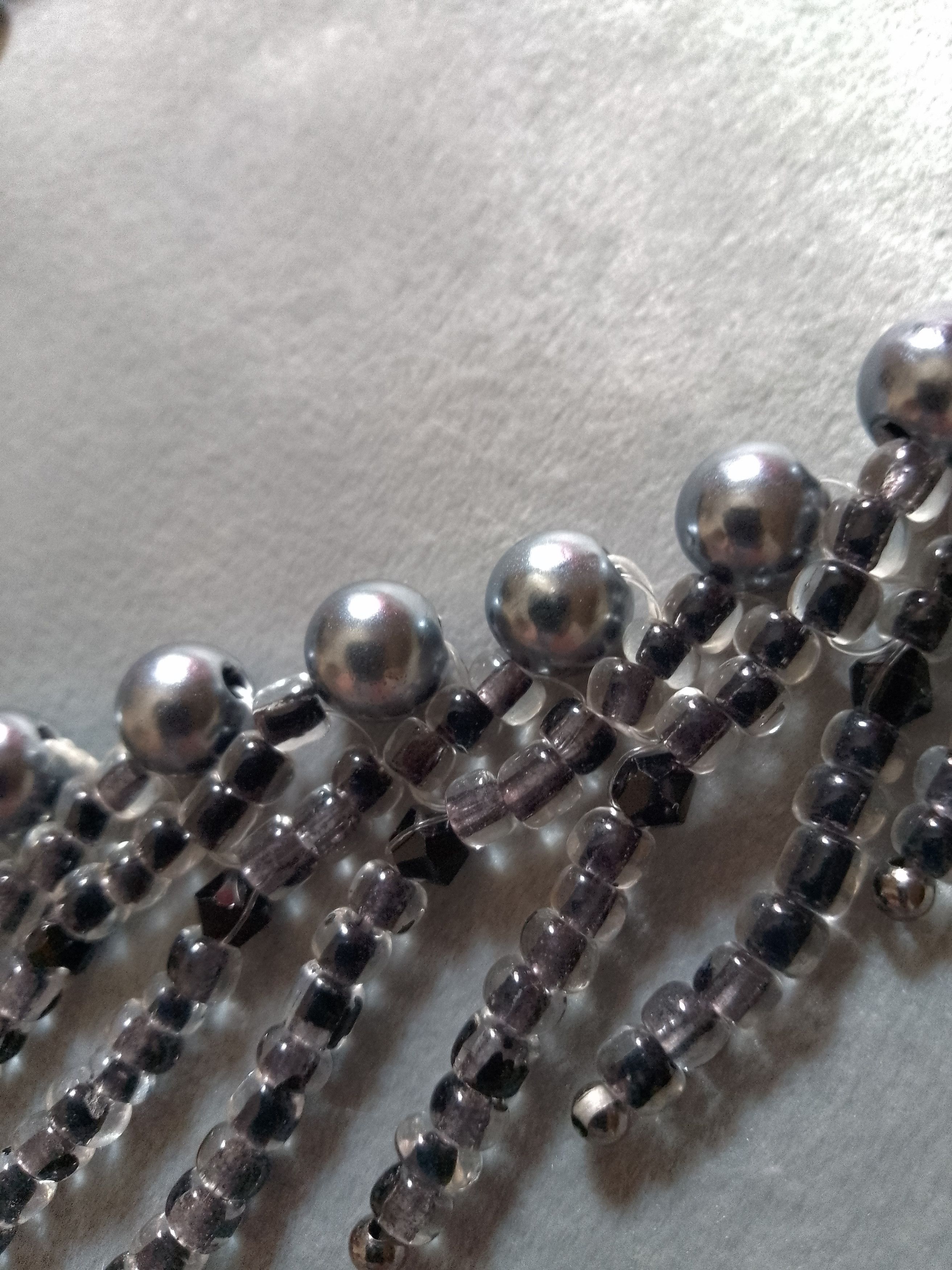 Handmade Beaded Necklace Black Bangs Pearls V shape Size ONE SIZE - 2 Thumbnail