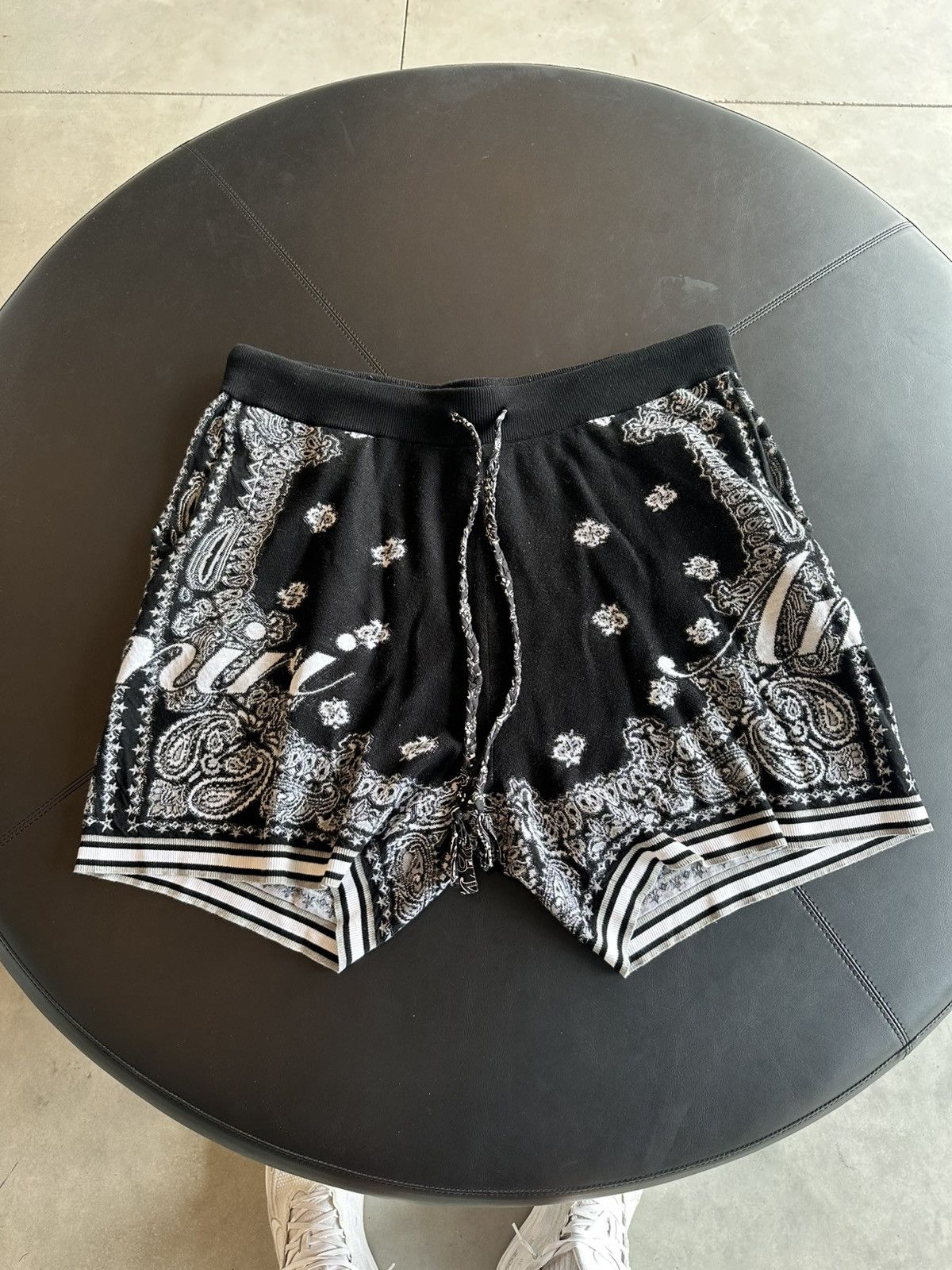 Amiri Amiri Bandana Shorts Black White Size US 38 / EU 54 - 1 Thumbnail