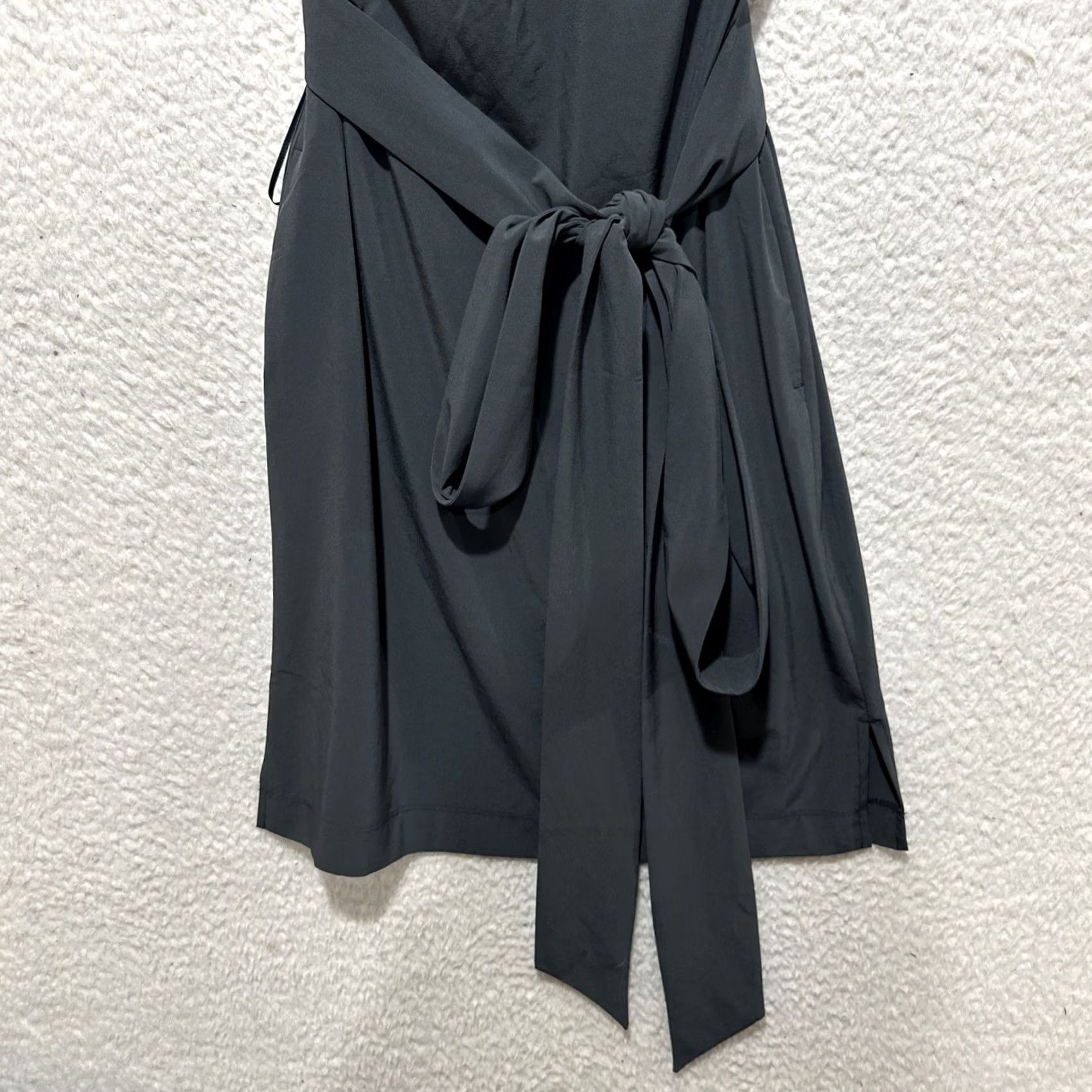 Athleta Athleta Dress Women Size 2 Strapless Black Sleeveless Pockets Anywhere Casual Everyday Knee Length Size XS / US 0-2 / IT 36-38 - 5 Thumbnail