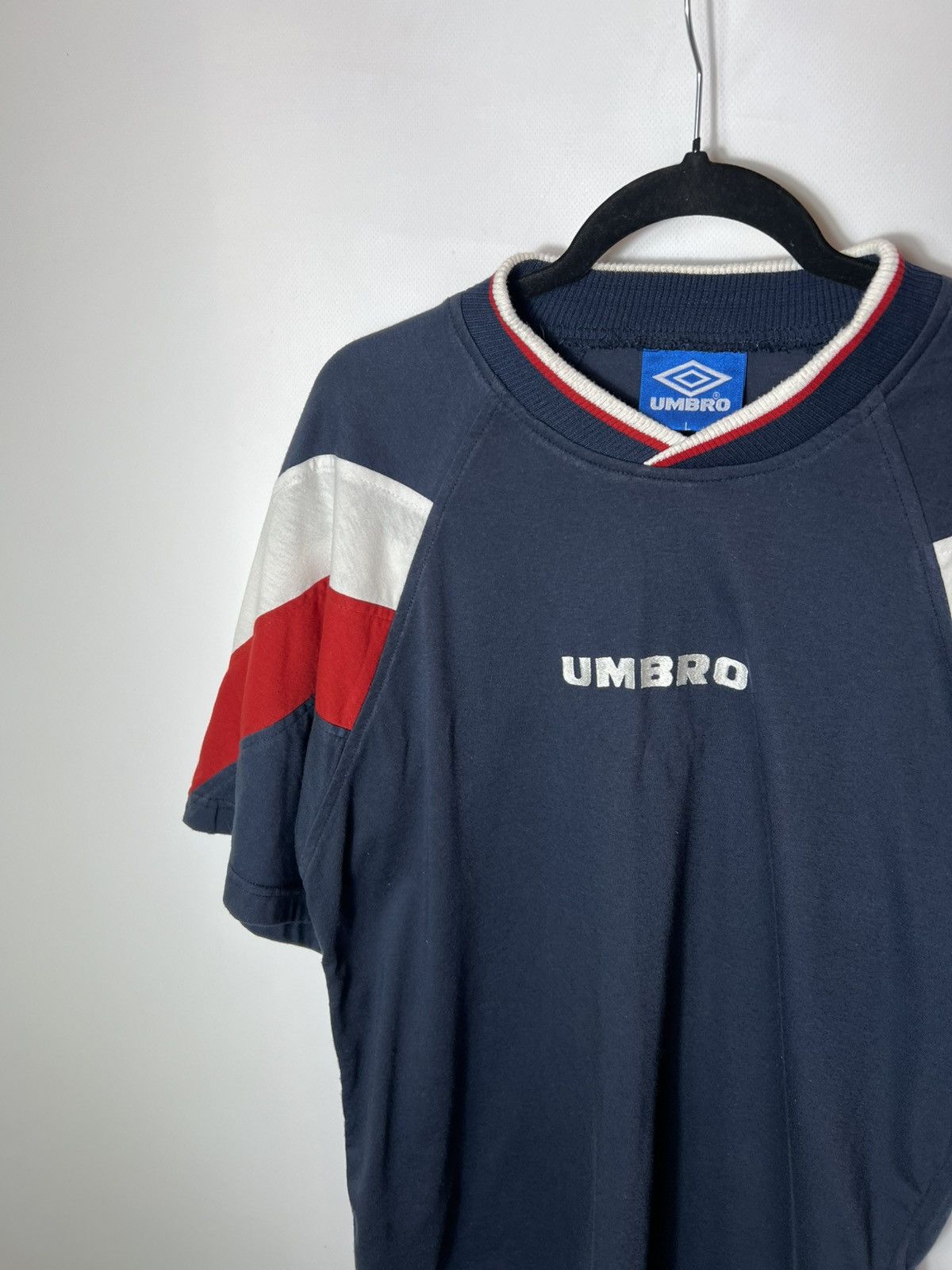 Umbro Vintage 90s Soccer football Umbro sportswear T-shirt Size L Size US L / EU 52-54 / 3 - 3 Thumbnail
