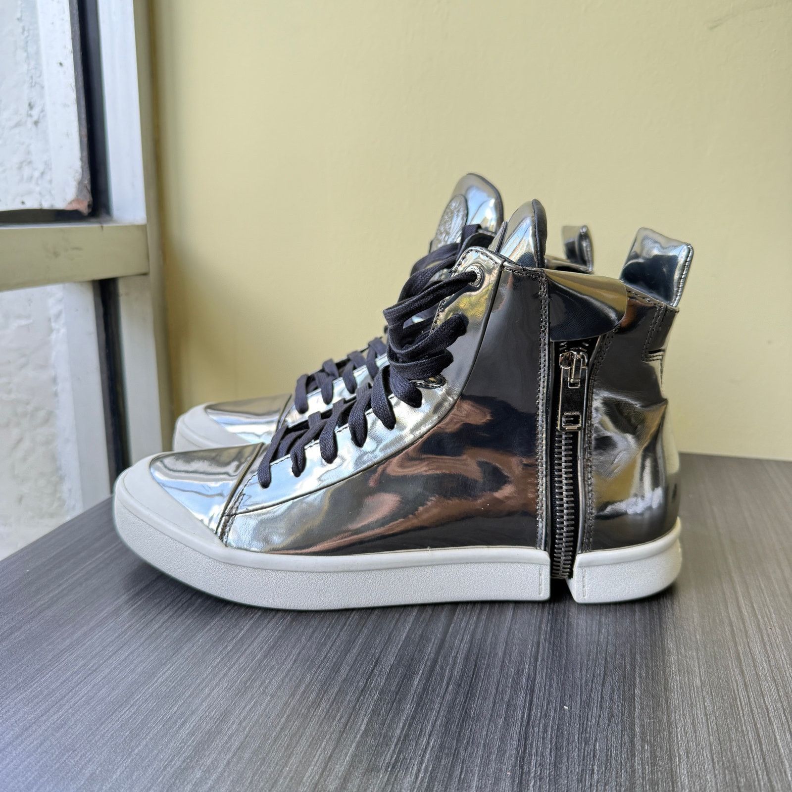 Diesel Diesel Mens S-Nentish Zip Sneaker Chrome White Size 12 EU 45 Size US 12 / EU 45 - 2 Thumbnail