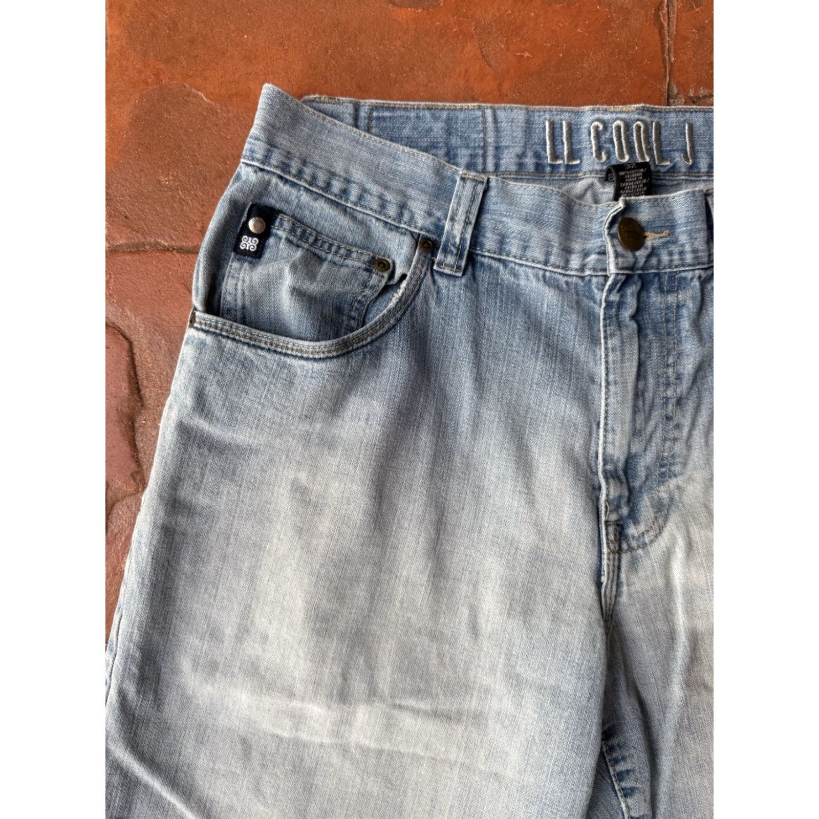 Denime VINTAGE LL Cool J Baggy Denim Shorts Men’s 32 Blue Jorts Hip-Hop 90s Grunge Retro Bermuda Denim Shorts Men’s 32 Blue Size US 32 / EU 48 - 4 Thumbnail