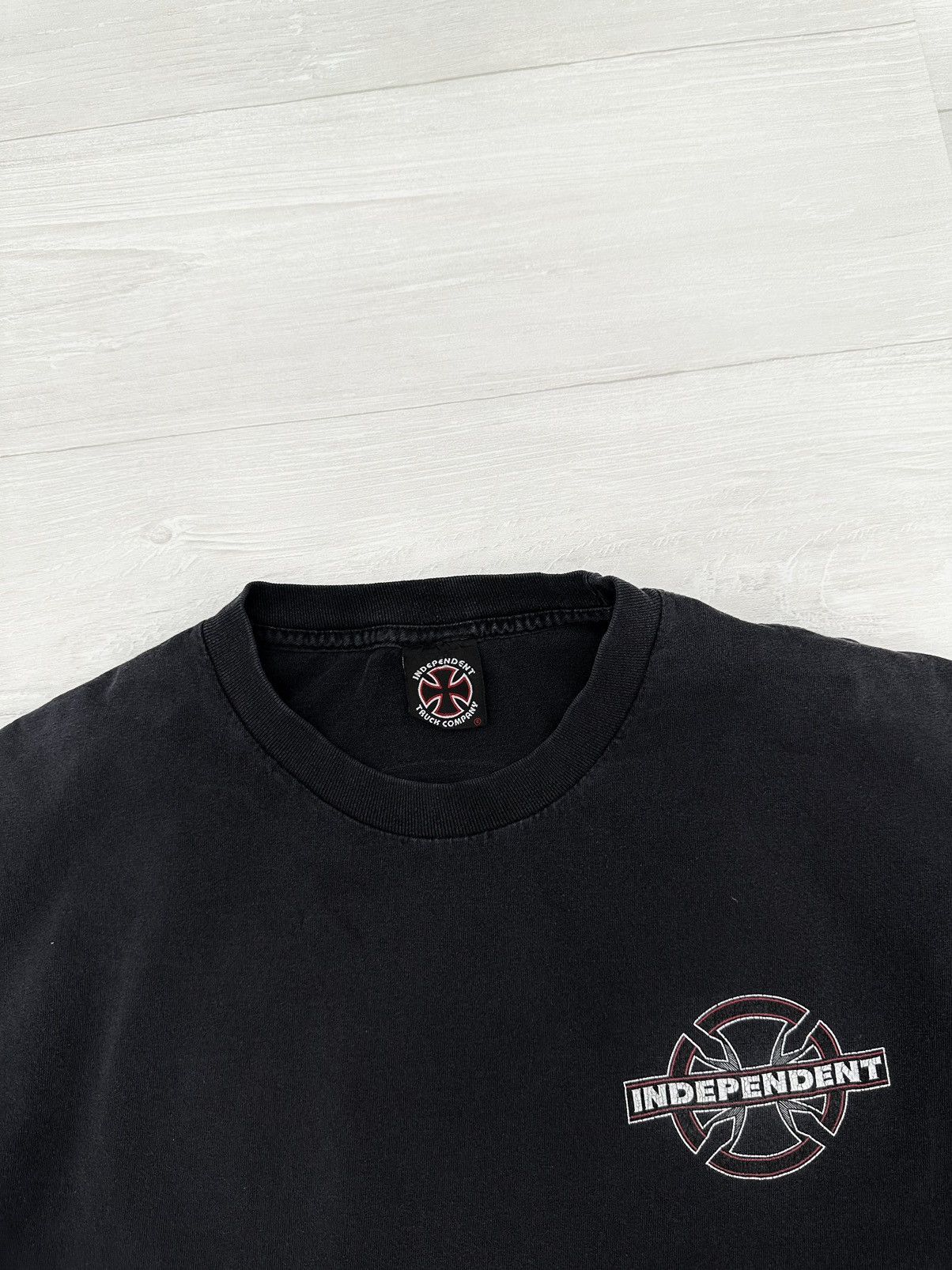 Independent Truck Co. Independent Truck Co. Black Iron Cross Logo Tee Sz. XL Skate Size US XL / EU 56 / 4 - 6 Thumbnail