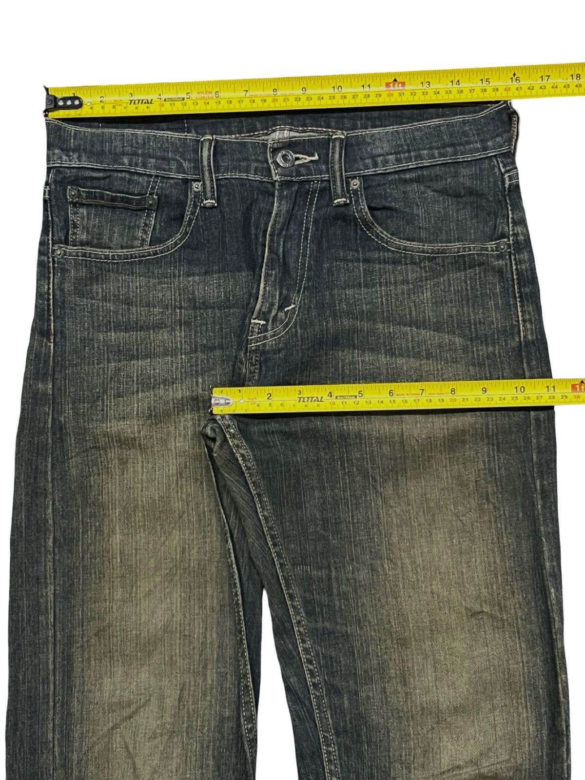 Levi's Vintage Levi’s 505™ | Faded Wash Jeans | W31 Size US 31 - 17 Thumbnail