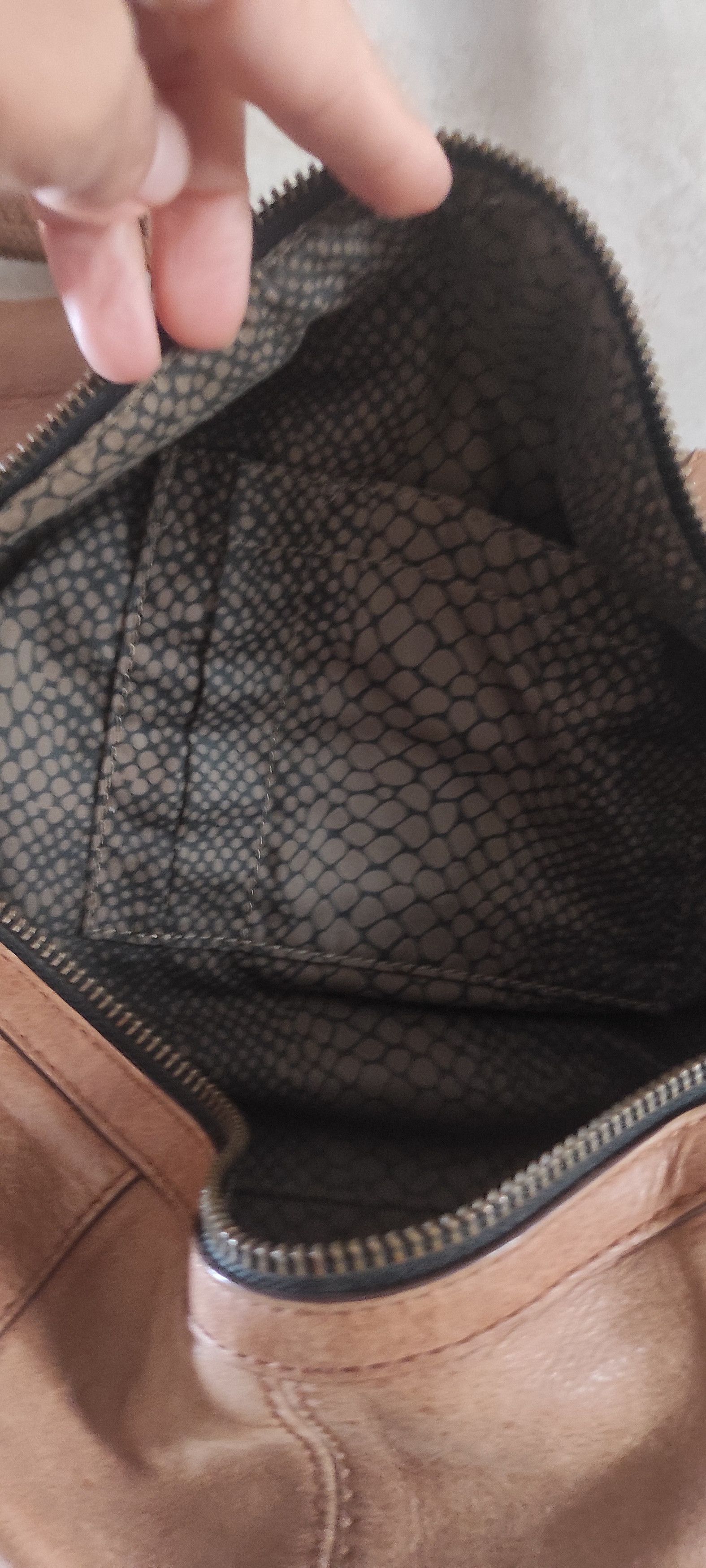 Kipling Shoulder Bag Brown Leather Brass Monkey Zip Top