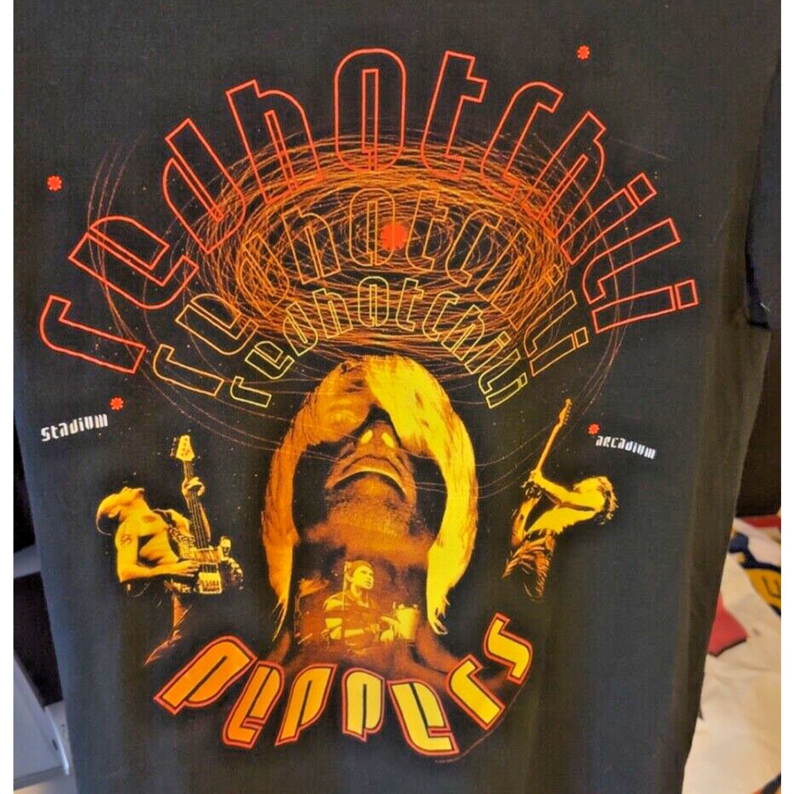 Tultex Vintage 2000's Y2K Red Hot Chili Peppers. Size US M / EU 48-50 / 2 - 2 Thumbnail