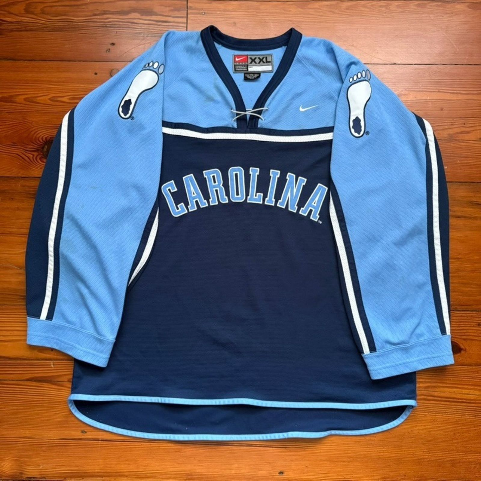 Nike × Vintage Vintage Nike UNC University Of North Carolina Hockey Jersey Size US XXL / EU 58 / 5 - 1 Thumbnail