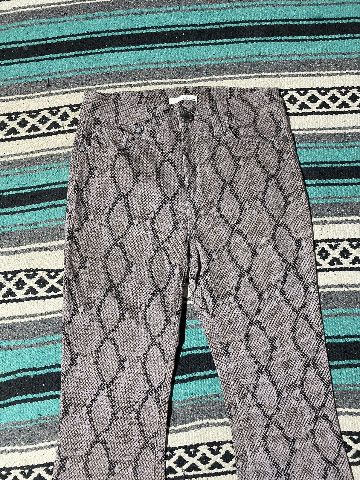 If Six Was Nine Vida Roseo Snake Skin Denim Pants Size 26" / US 2 / IT 38 - 2 Thumbnail