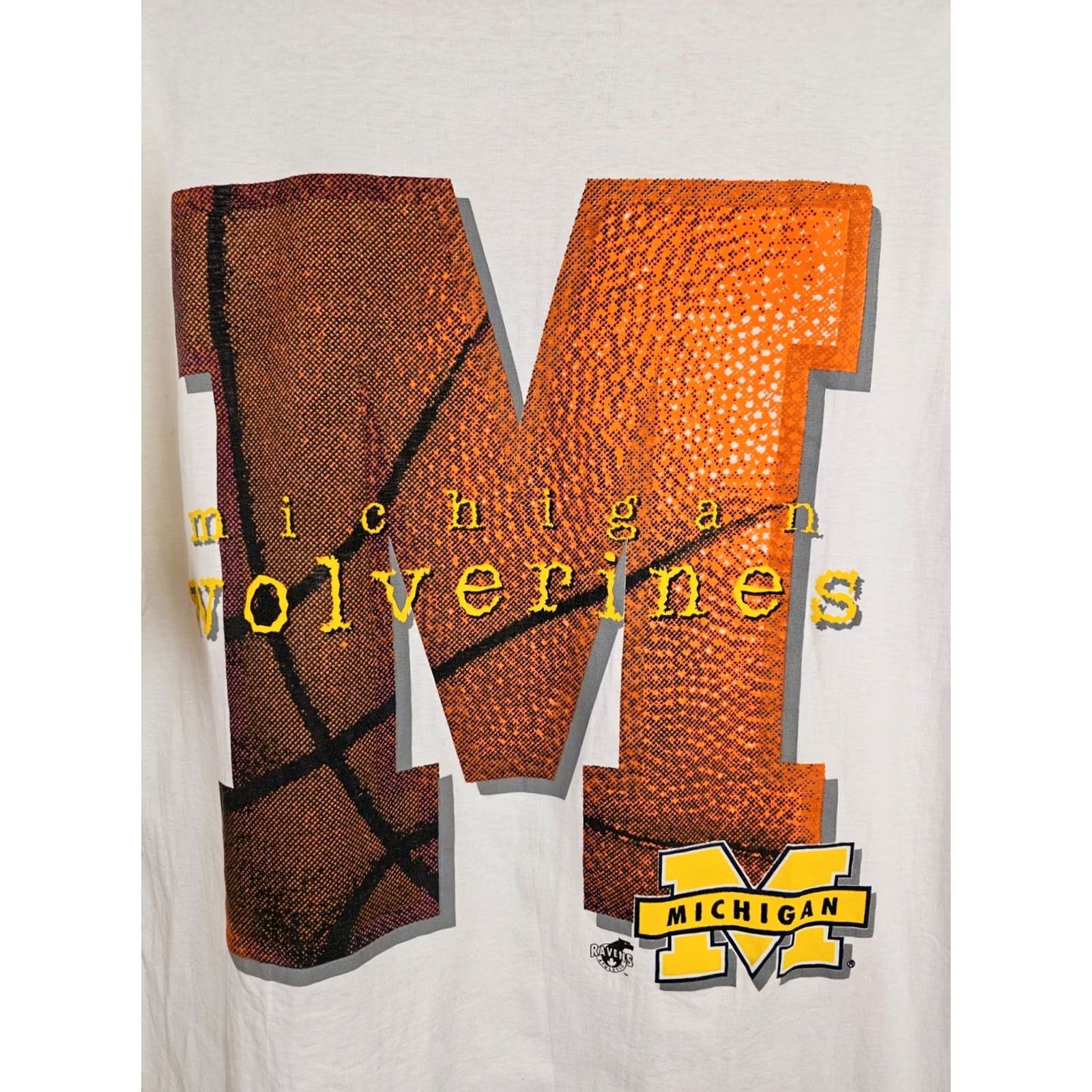 Vintage VINTAGE MICHIGAN WOLVERINES NCCA FOOTBALL WHITE COTTON T-SHIRT XL Mens Size US XL / EU 56 / 4 - 2 Thumbnail