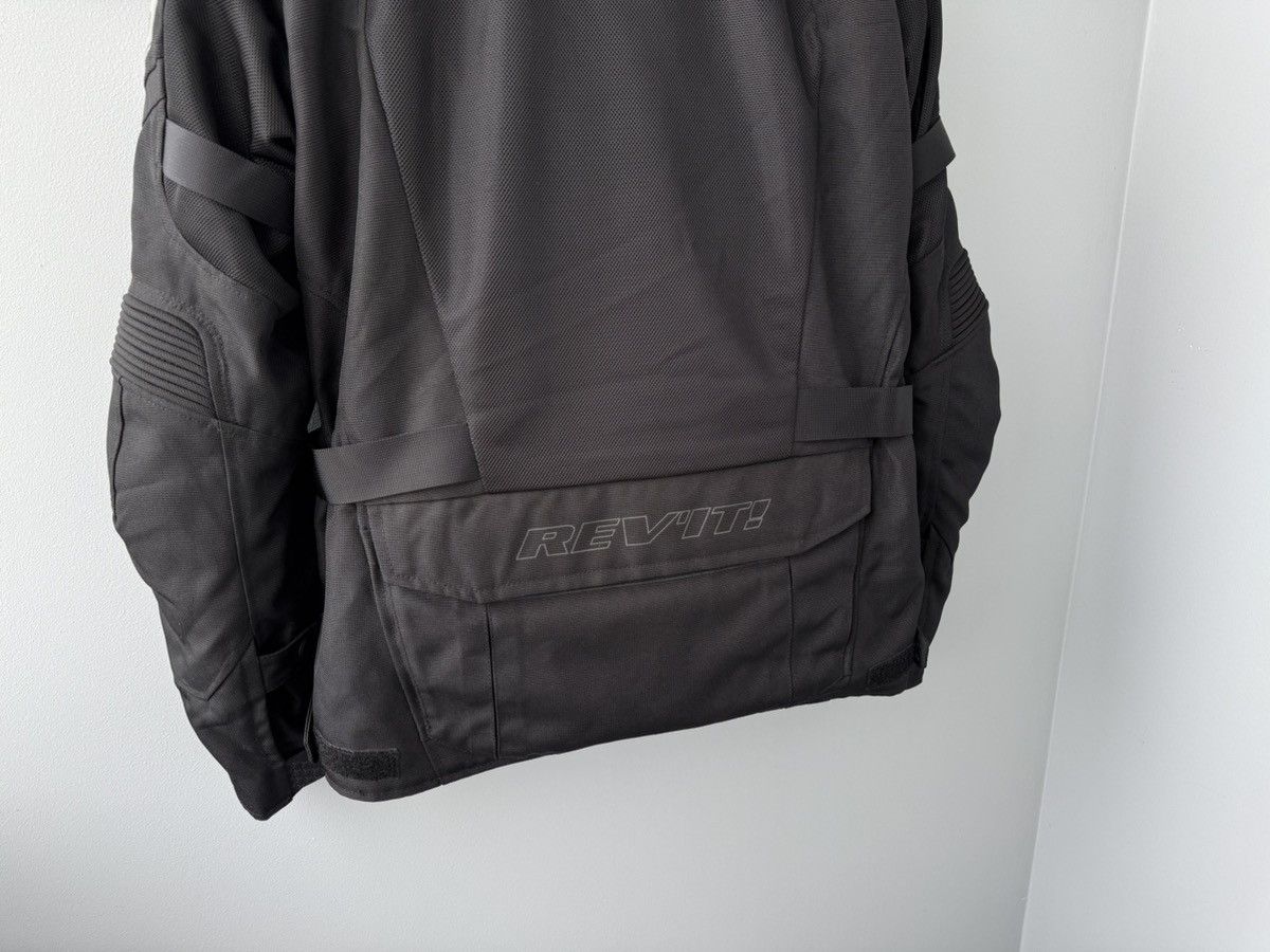 Dainese Revit Enginereed Skip Hydratex Moto Jacket Size US L / EU 52-54 / 3 - 22 Thumbnail