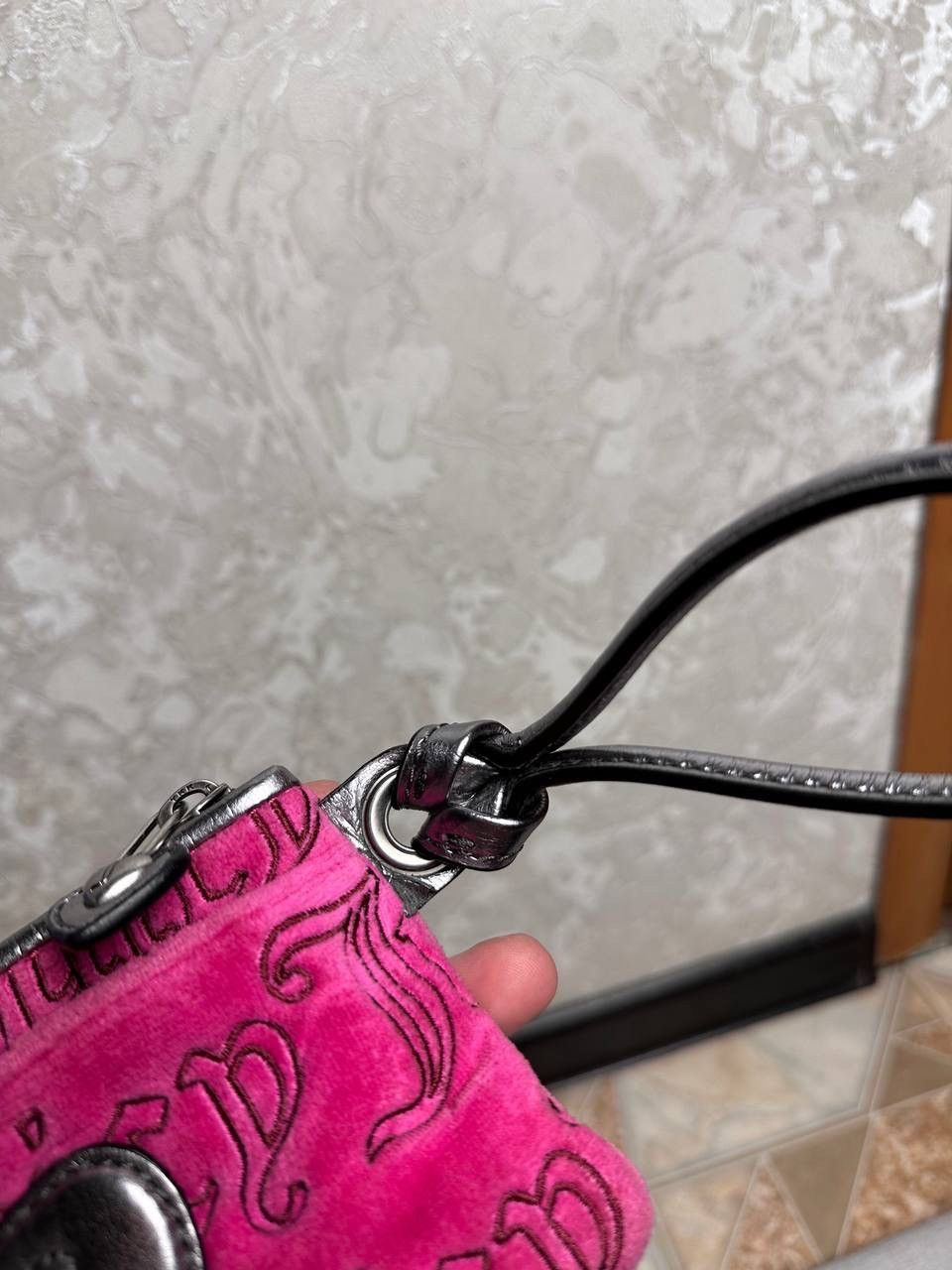 Juicy Couture Juicy Couture Vintage Velour Y2K Wallet Rare Barbie Style Size ONE SIZE - 8 Thumbnail