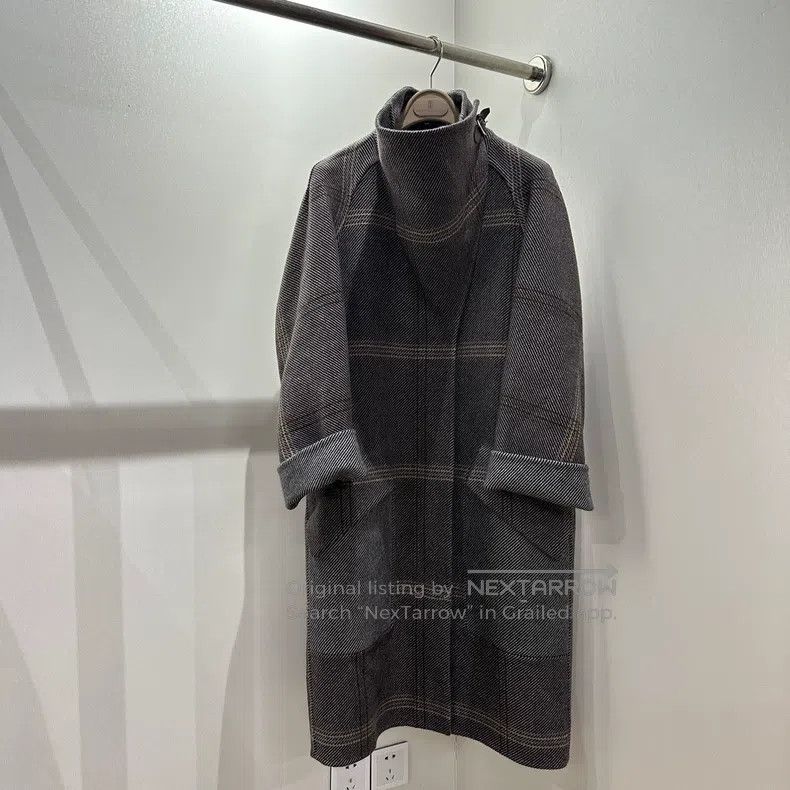 Hermes Hermes Cashmere Checkered Collar Overcoat Size XS / US 0-2 / IT 36-38 - 1 Thumbnail