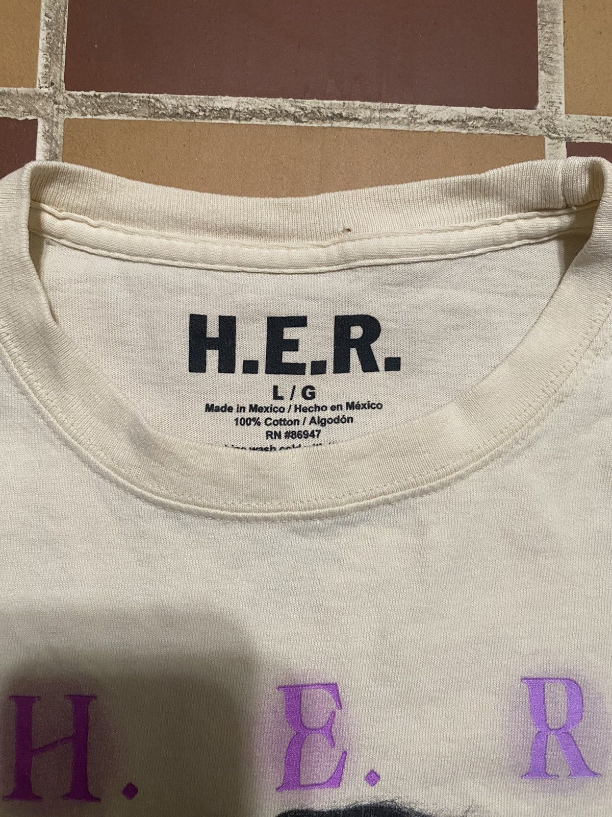 Rap Tees × Vintage Vintage H.E.R. Back of my mind tour shirt Size US L / EU 52-54 / 3 - 3 Thumbnail