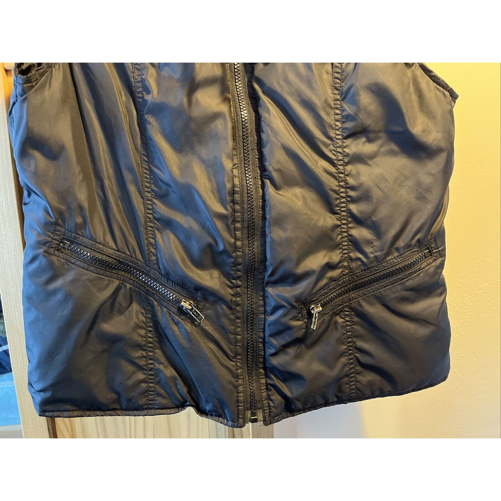 DKNY DKNY VTG Women’s S Black Down Insulated Full Zip Puffer Vest Size S / US 4 / IT 40 - 20 Thumbnail