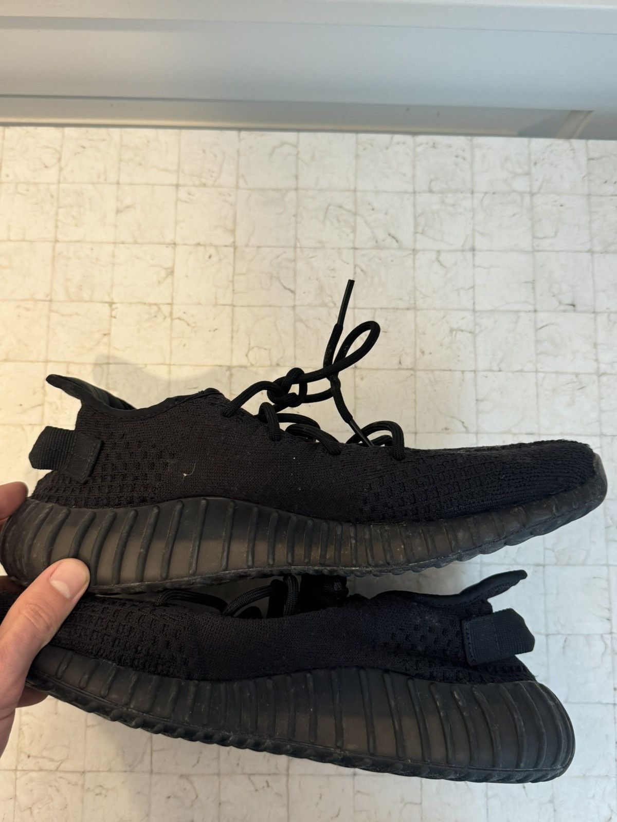 Yeezy Adidas Yeezy boost 350 V2 low onyx Size US 11.5 / EU 44-45 - 3 Thumbnail