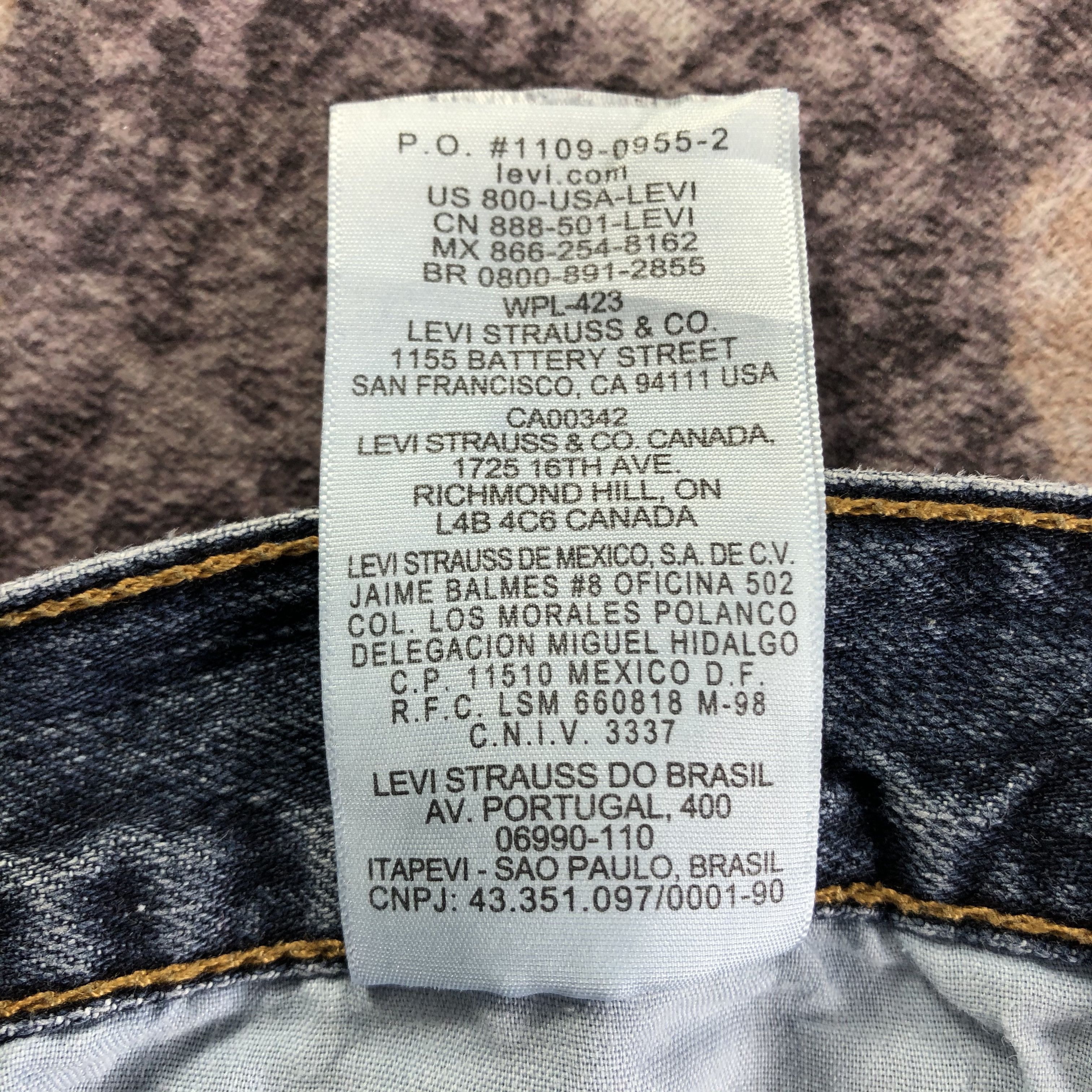 Levi's × Vintage Vintage Blue Wash Levis 559 Jeans-JM3458 Size 35" - 10 Thumbnail