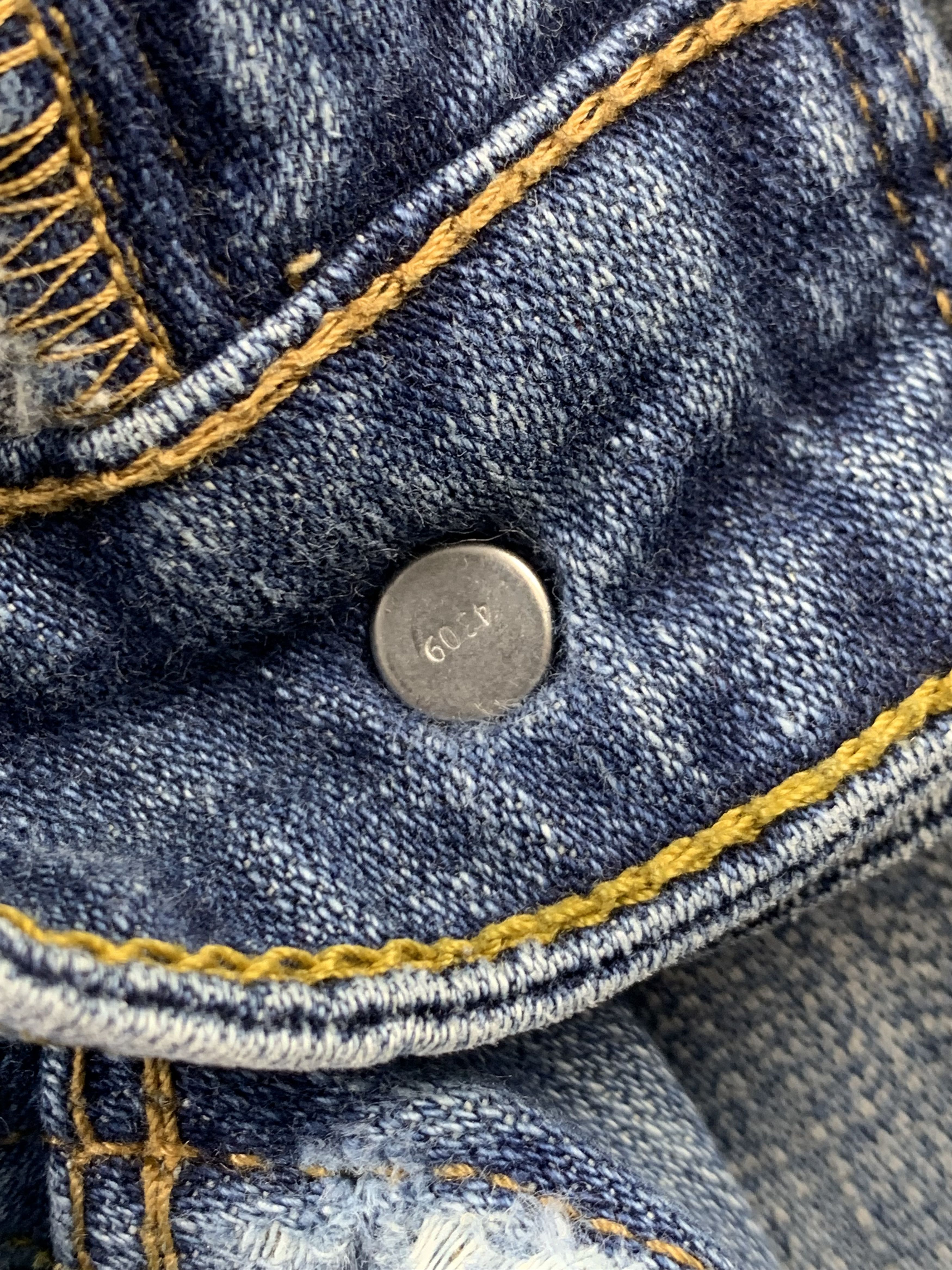 Levi's × Vintage Vintage Levis 518 Low Bootcut Jeans Size US 33 - 14 Thumbnail