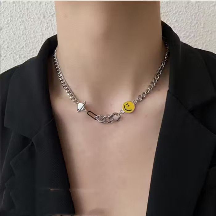 Jewelry × Vintage Smiley Necklace Chain Size ONE SIZE - 1 Thumbnail