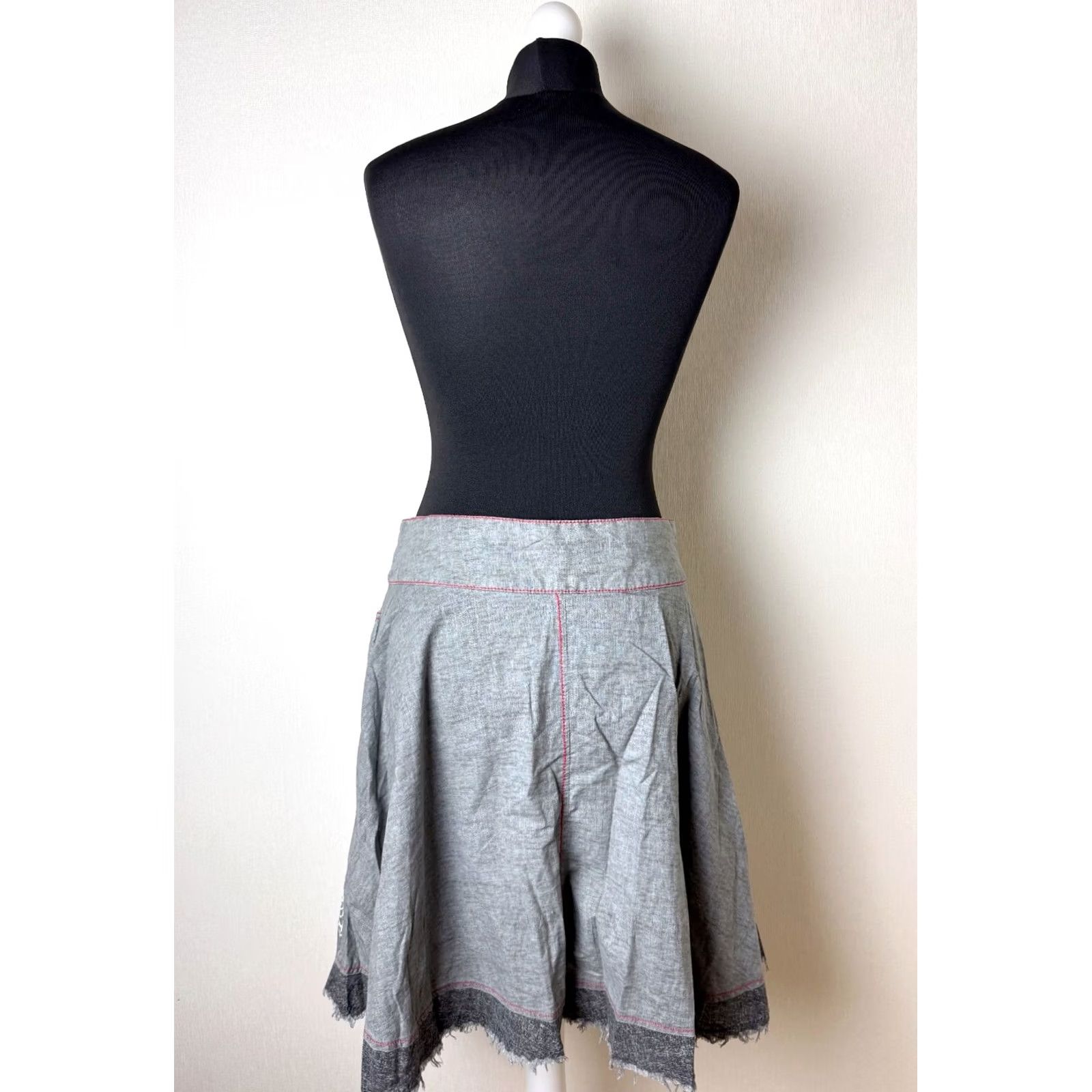 Desigual Desigual Skirt Women 38 Grey Knee Length Cotton Desigual Skirt Women 38 Grey Knee Length Cotton 30F2752 Size 26" / US 2 / IT 38 - 6 Thumbnail