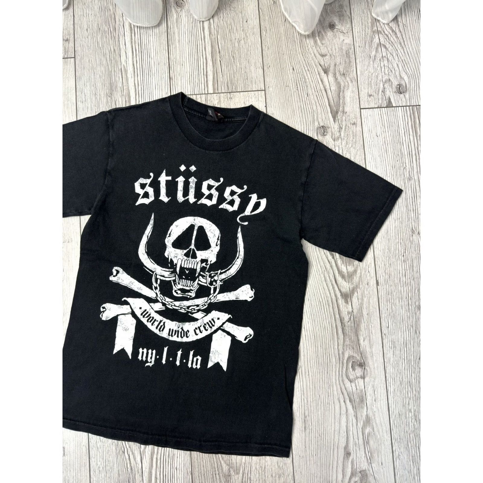Vintage VINTAGE Stussy T-Shirt Men S Black Skull 90s Rock Streetwear USA Classic Hype Shirt Mens Size US S / EU 44-46 / 1 - 3 Thumbnail