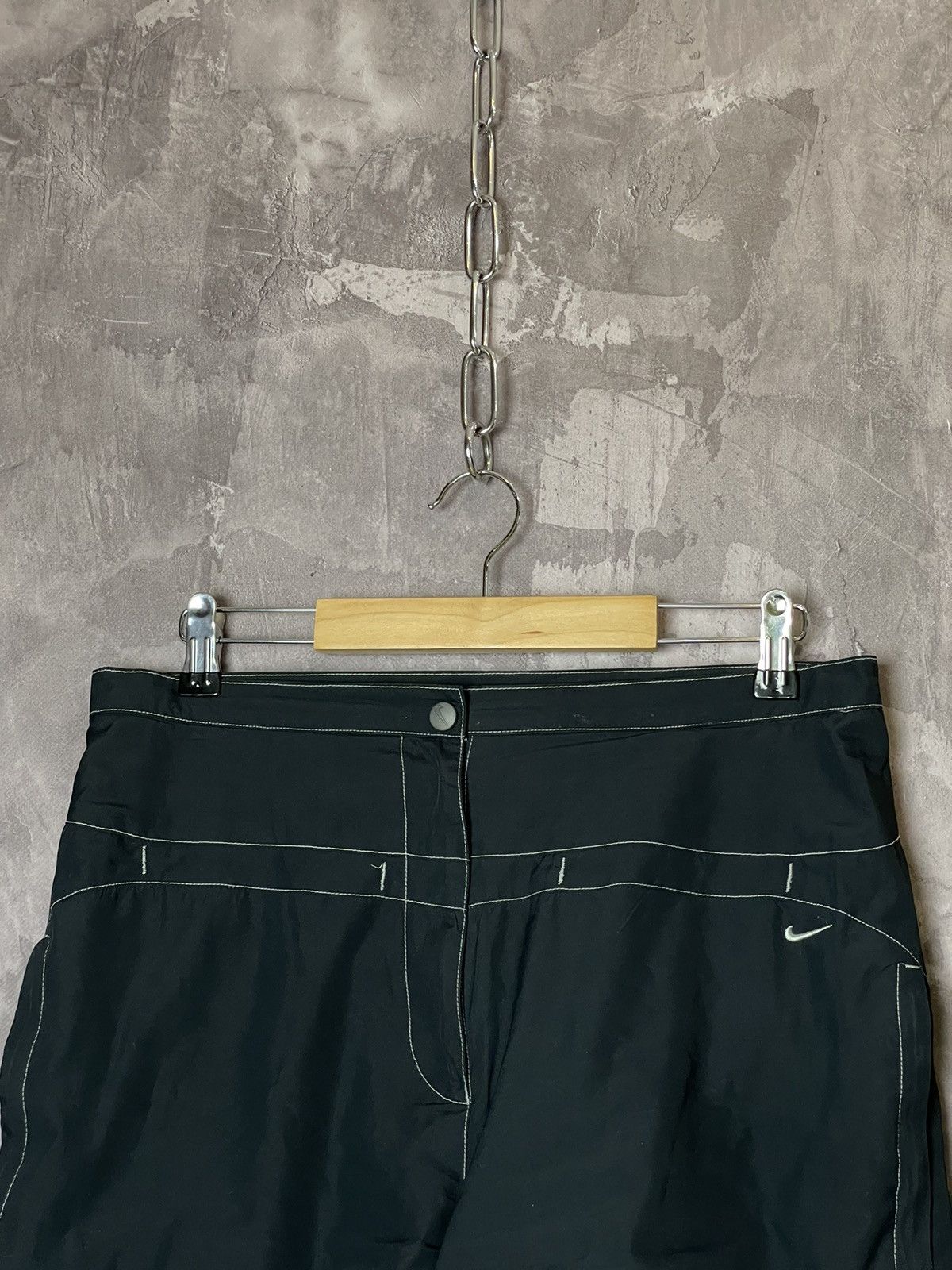 Nike × Vintage Nike Grey Vintage Workout Running Shorts Women Size 36" / US 14 / IT 50 - 2 Thumbnail