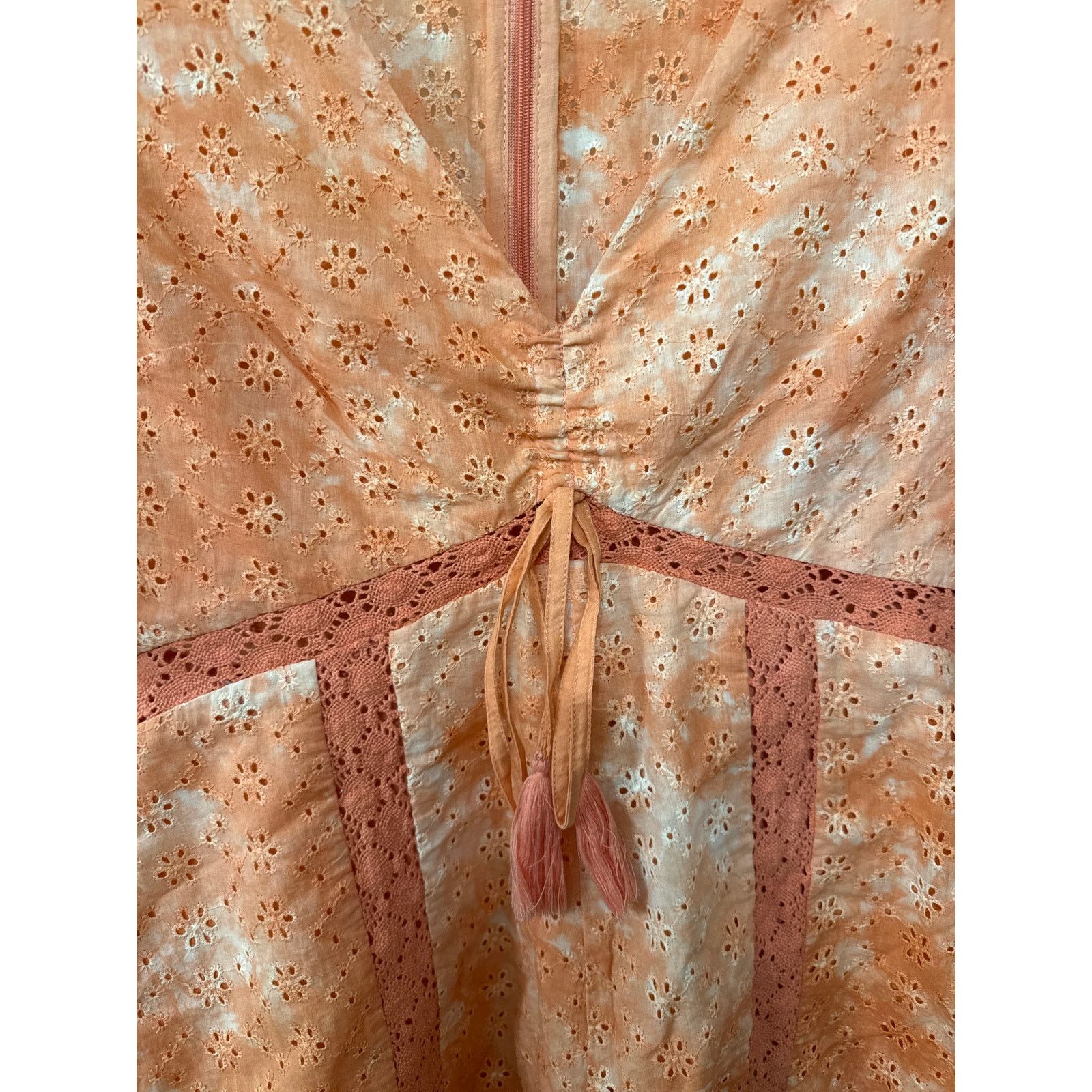 REVOLVE Revolve Tularosa Monroe Eyelet Romper Coral/Orange Tie-Dye,M Size M / US 6-8 / IT 42-44 - 5 Thumbnail