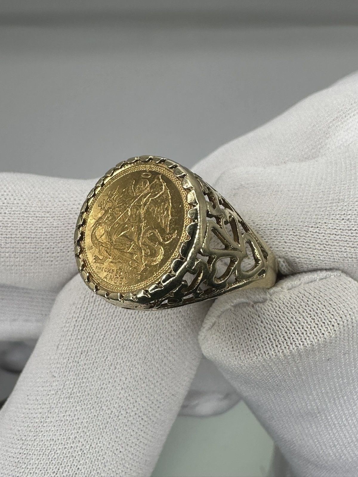 Other 1988 22K Isle of Man Coin with 9k Ring Mount Size ONE SIZE - 1 Thumbnail