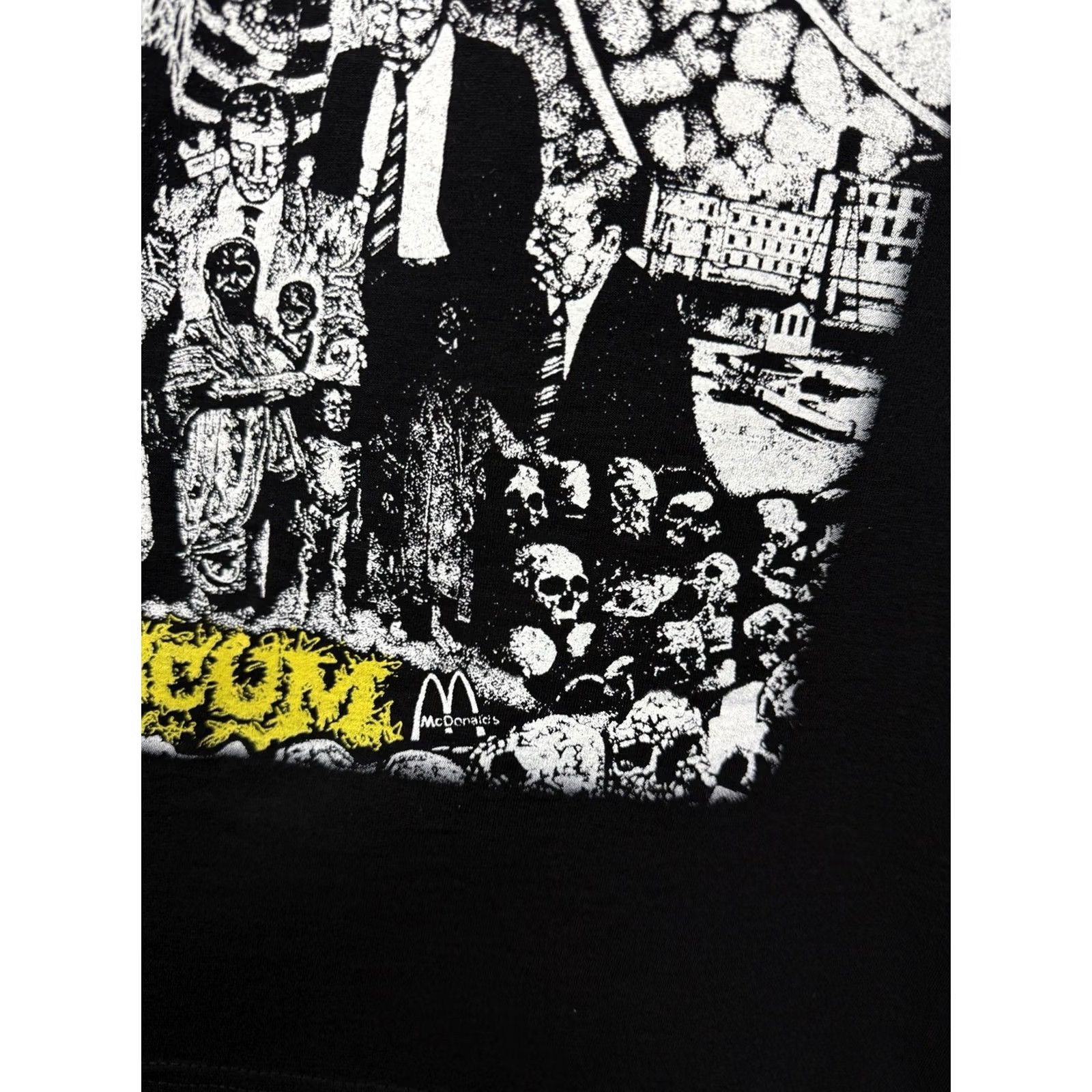 Fruit Of The Loom VINTAGE Napalm Death SCUM Grindcore T-Shirt Death Metal M Black Men T-Shirt 1990s Size US M / EU 48-50 / 2 - 6 Thumbnail