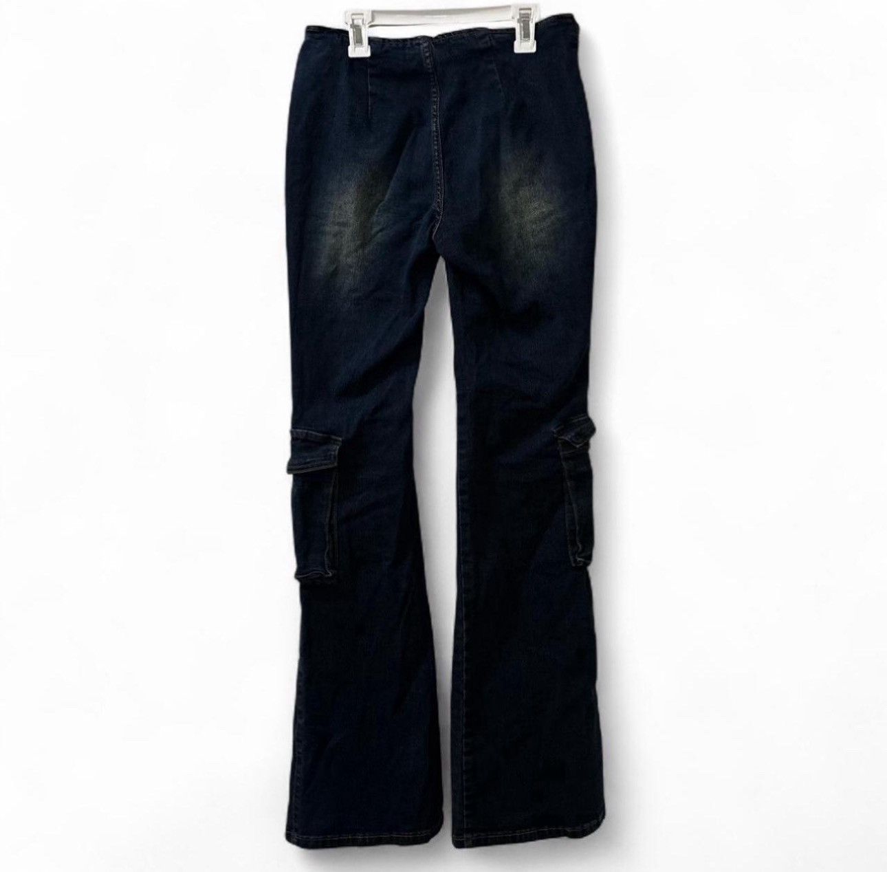 Fashion Nova Vintage-Inspired Y2K Low Rise Flare Cargo Jeans Size 27" / US 4 / IT 40 - 4 Thumbnail