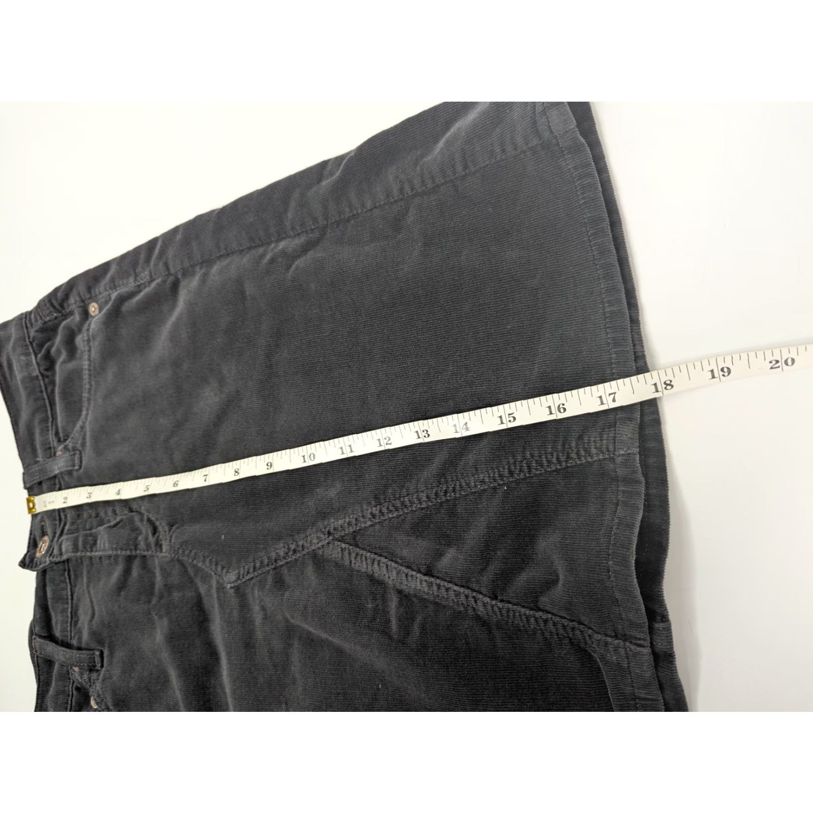 Vintage AG Adriano Goldschmied Mid Box Corduroy Mini Skirt 26 Black Size 26" / US 2 / IT 38 - 3 Thumbnail