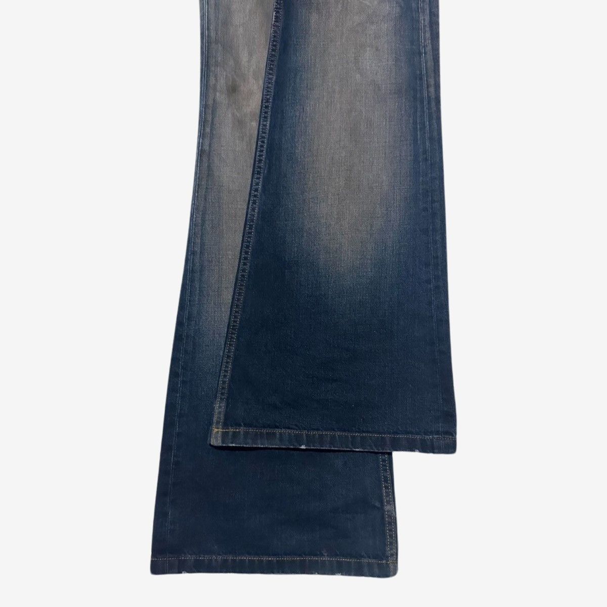 Balenciaga Balenciaga FW22 Flaired Denim Dark Color Sz. xS Size US 30 / EU 46 - 4 Thumbnail