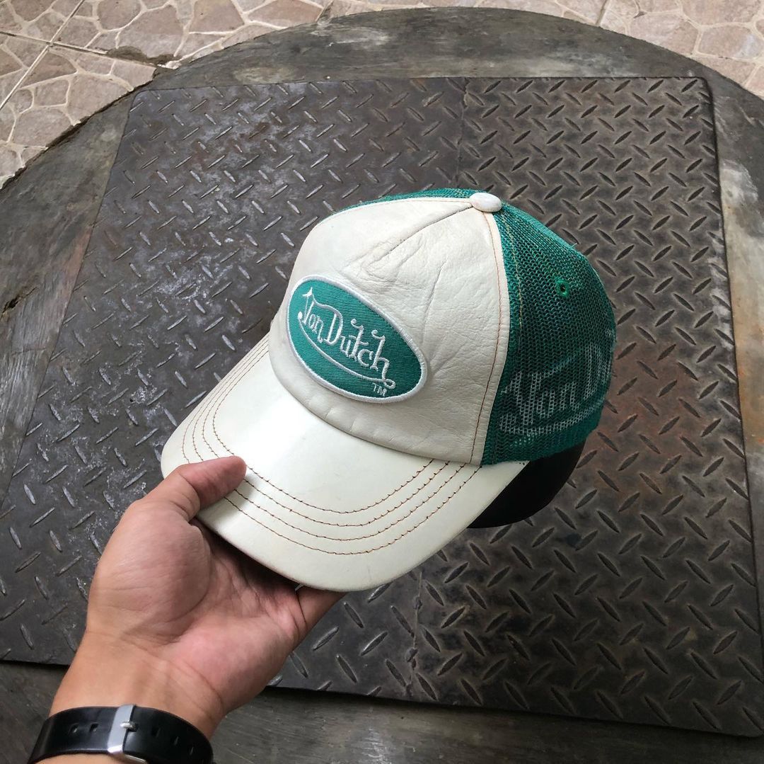 Von Dutch Vintage Vondutch Green-White Leather Spell Out Trucker Hat Size ONE SIZE - 2 Thumbnail
