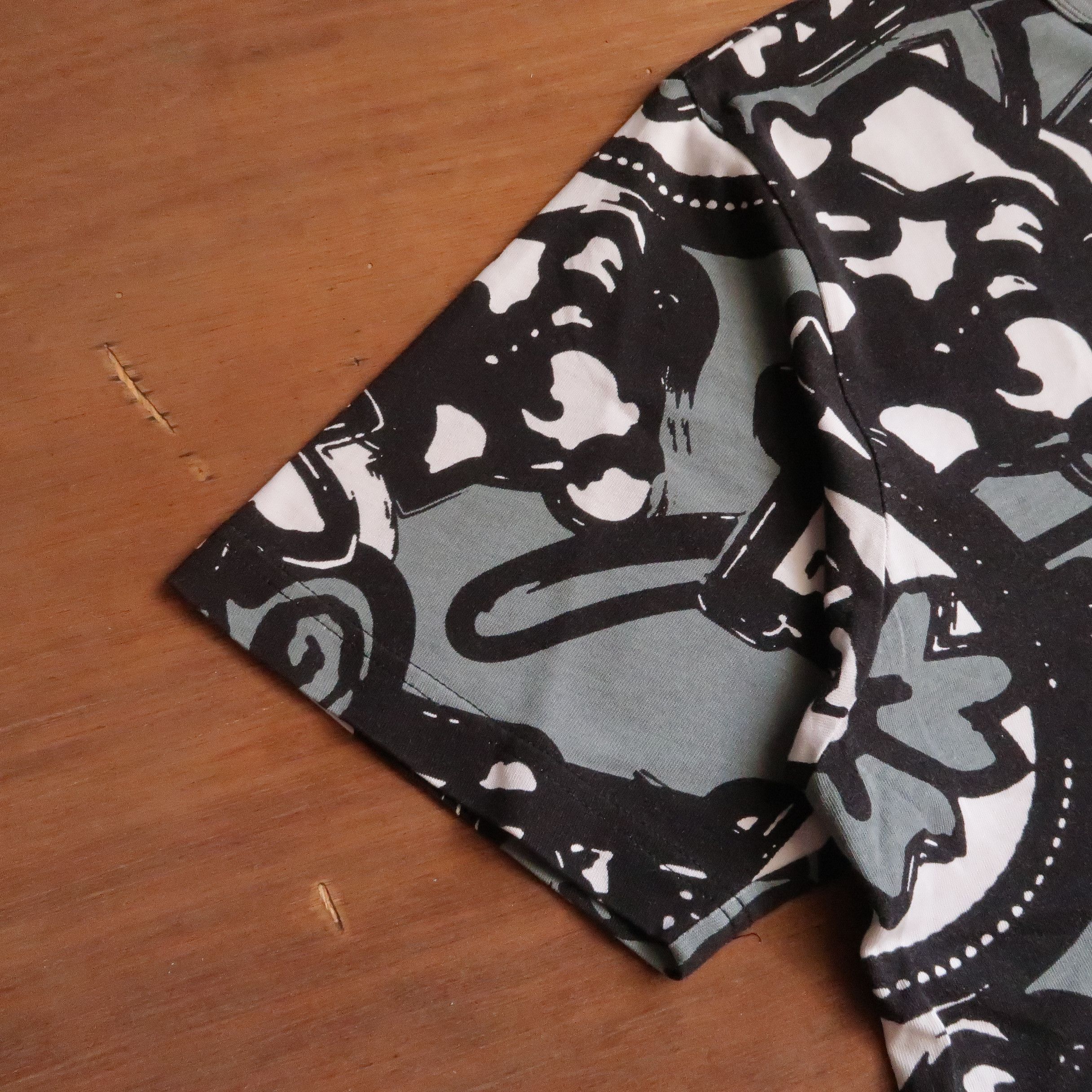 Evisu 90s Evisu Custom Made AOP Kanji Hiragana Tee Size US L / EU 52-54 / 3 - 6 Thumbnail