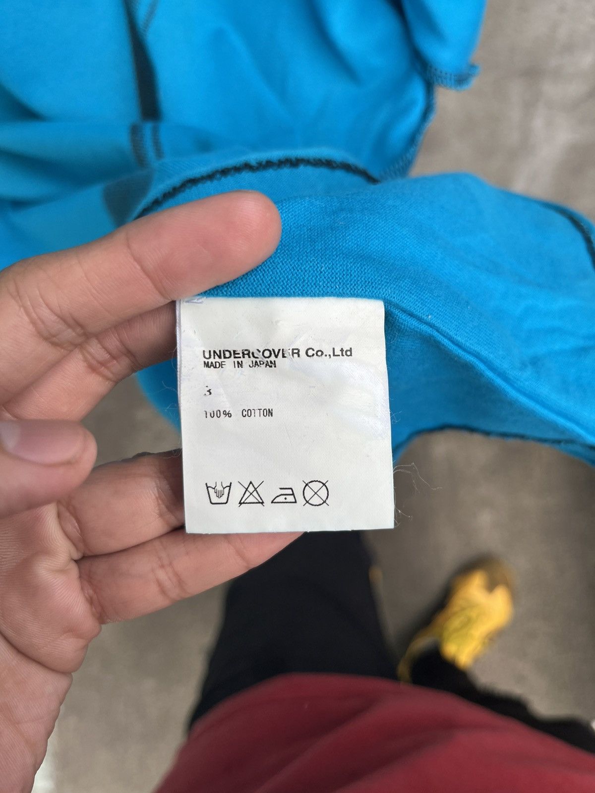 Undercover SS05 Fork Tee Size US L / EU 52-54 / 3 - 8 Thumbnail