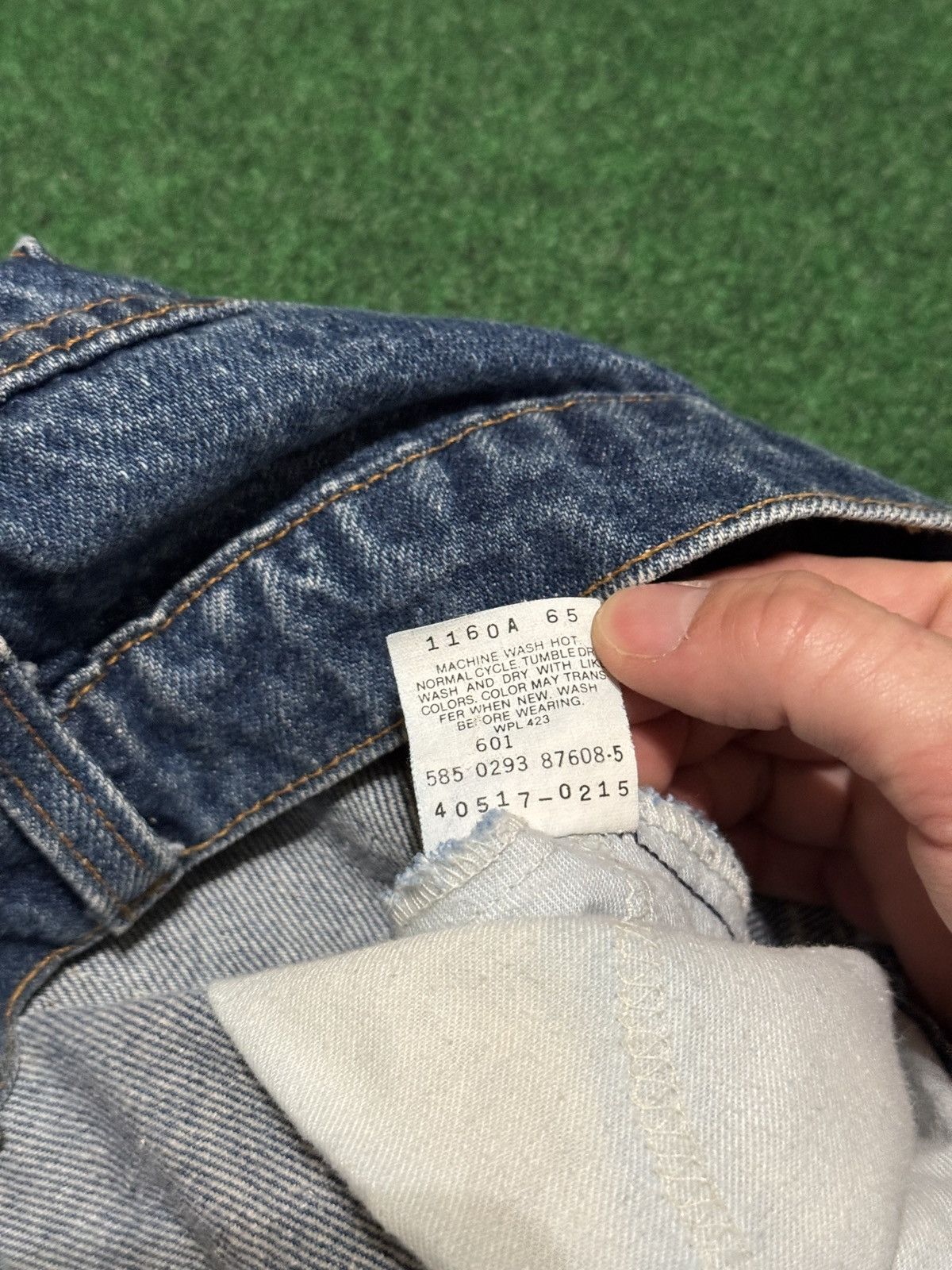 Levi's Vintage Clothing Levis 517 Orange Tab Vintage 90s 34x29 Med/Dark Wash Jeans Size US 34 / EU 50 - 6 Thumbnail