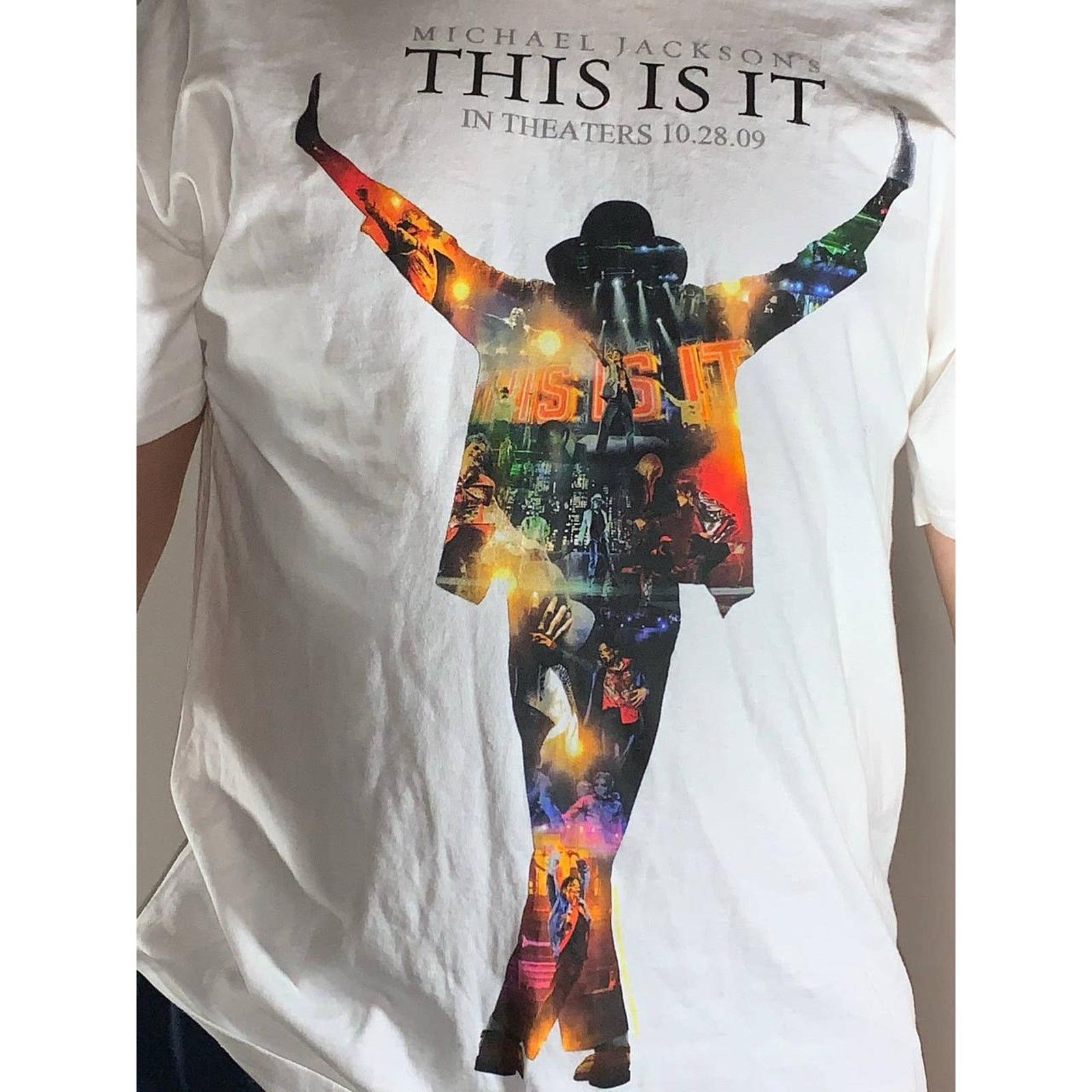 Gildan Copied - Michael Jackson this is it tour shirt 2009 size XL Size US XL / EU 56 / 4 - 2 Thumbnail
