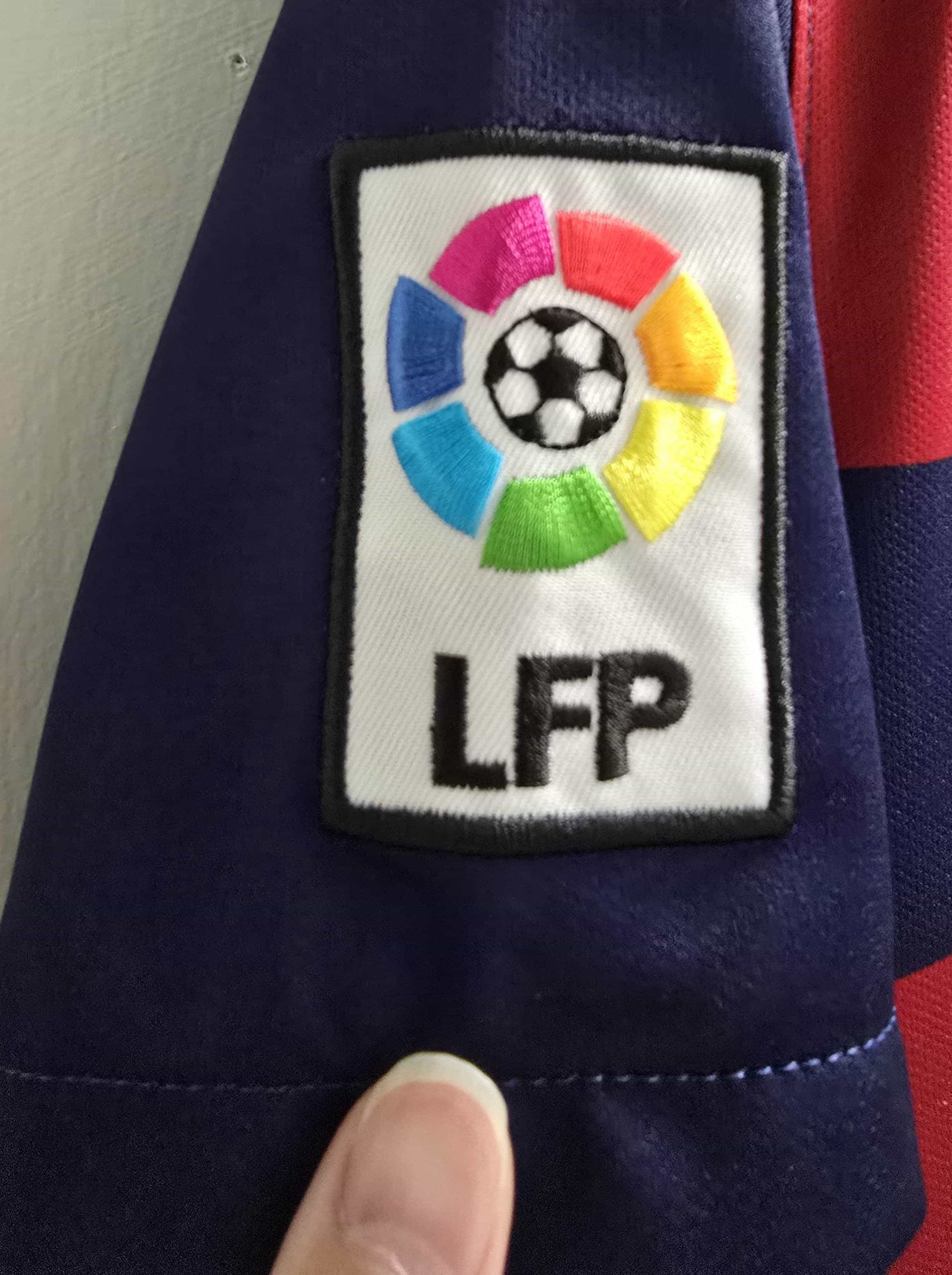Nike Barcelona 2015/16 Home (Messi 10, La Liga Patch) Size US S / EU 44-46 / 1 - 6 Thumbnail