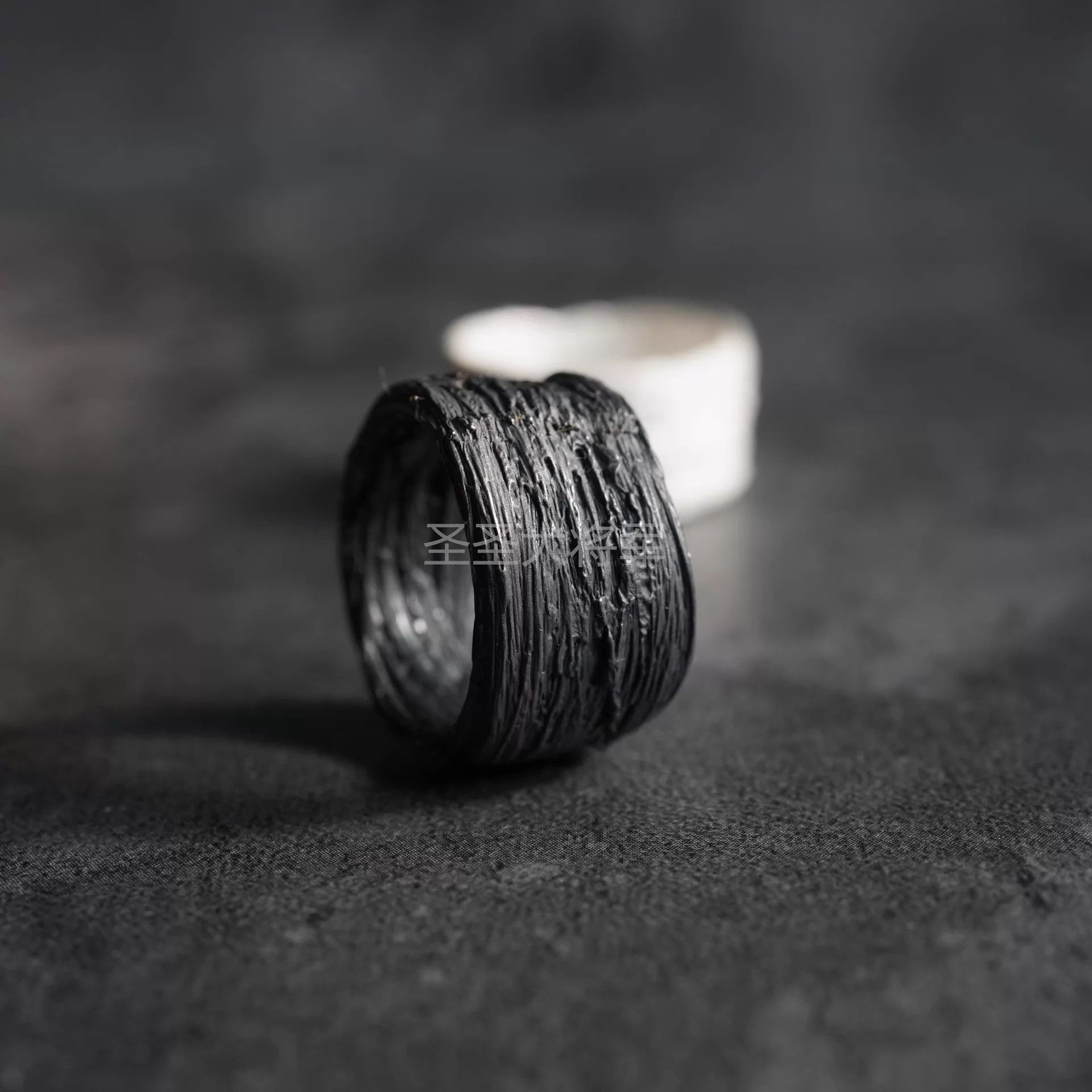 DETAJ Detaj Hairline Silver Black/White Ring Blk 13,15; Size ONE SIZE - 3 Thumbnail