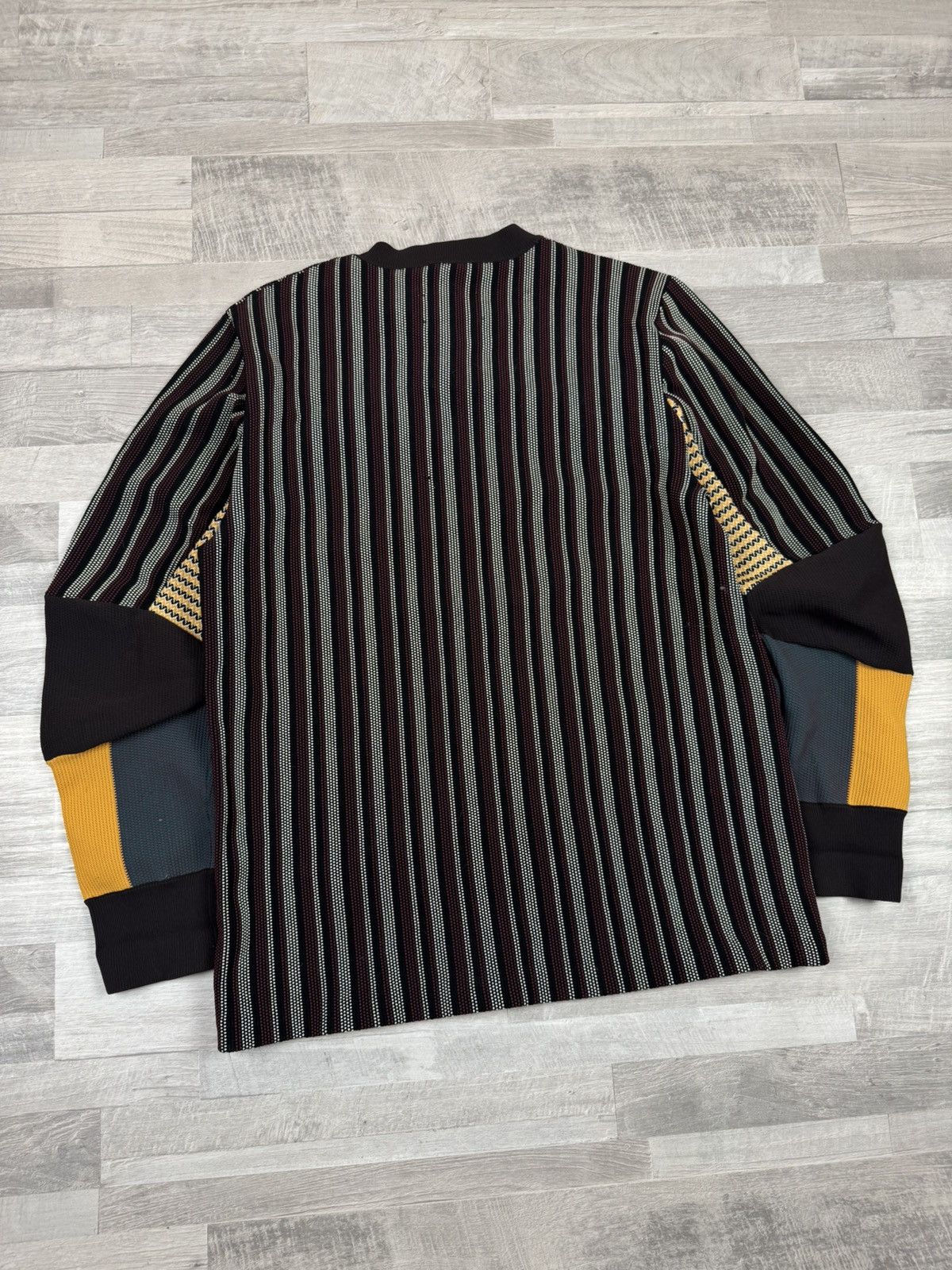 Toga Toga Archives x H&M Avant Garde Patch Long Sleeve Size US M / EU 48-50 / 2 - 2 Thumbnail