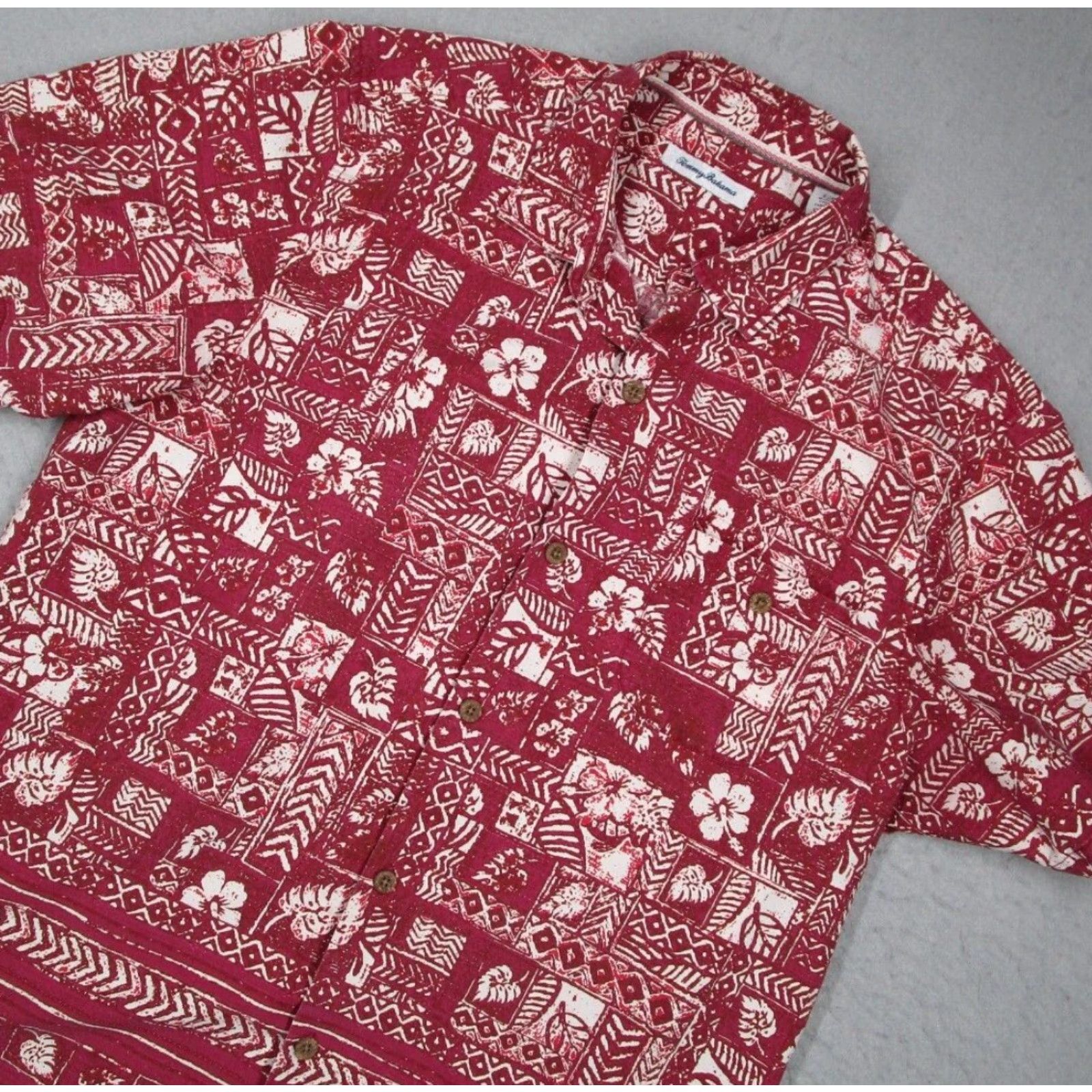 Tommy Bahama Tommy Bahama Shirt Men Large Red Floral Silk Blend Button Up Hawaii Island Zone Hawaiian Tropical Floral Mens Size US L / EU 52-54 / 3 - 2 Thumbnail