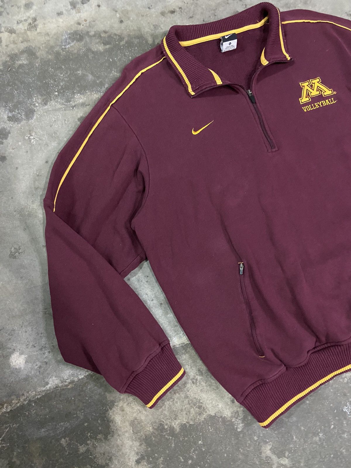 Nike × Vintage Vintage Y2K Nike Minosotta Half Zipped Sweater Size US L / EU 52-54 / 3 - 3 Thumbnail