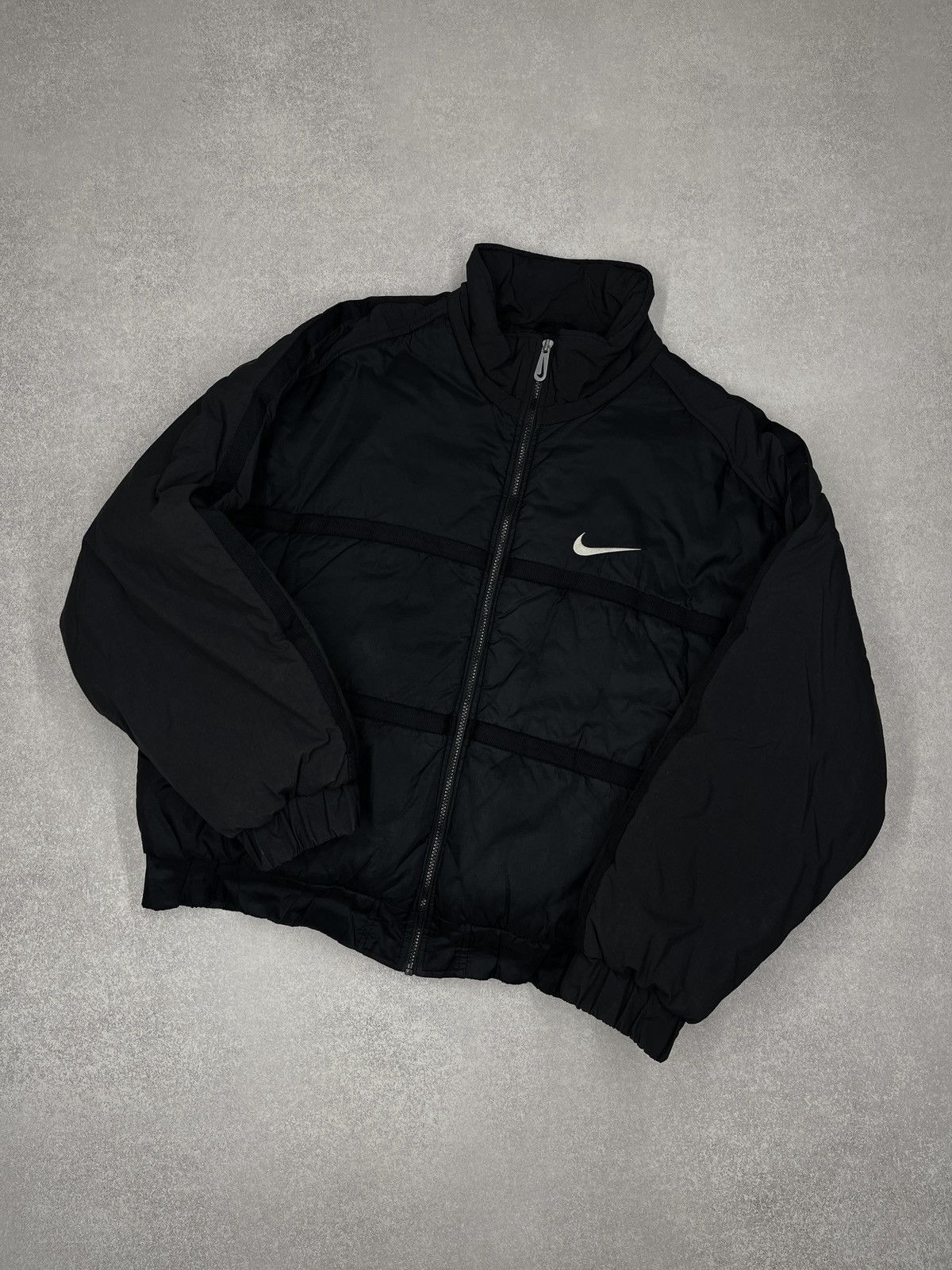 Nike Vintage Nike Puffer Jacket Black Double Logo Swoosh Y2K Size US L / EU 52-54 / 3 - 1 Thumbnail